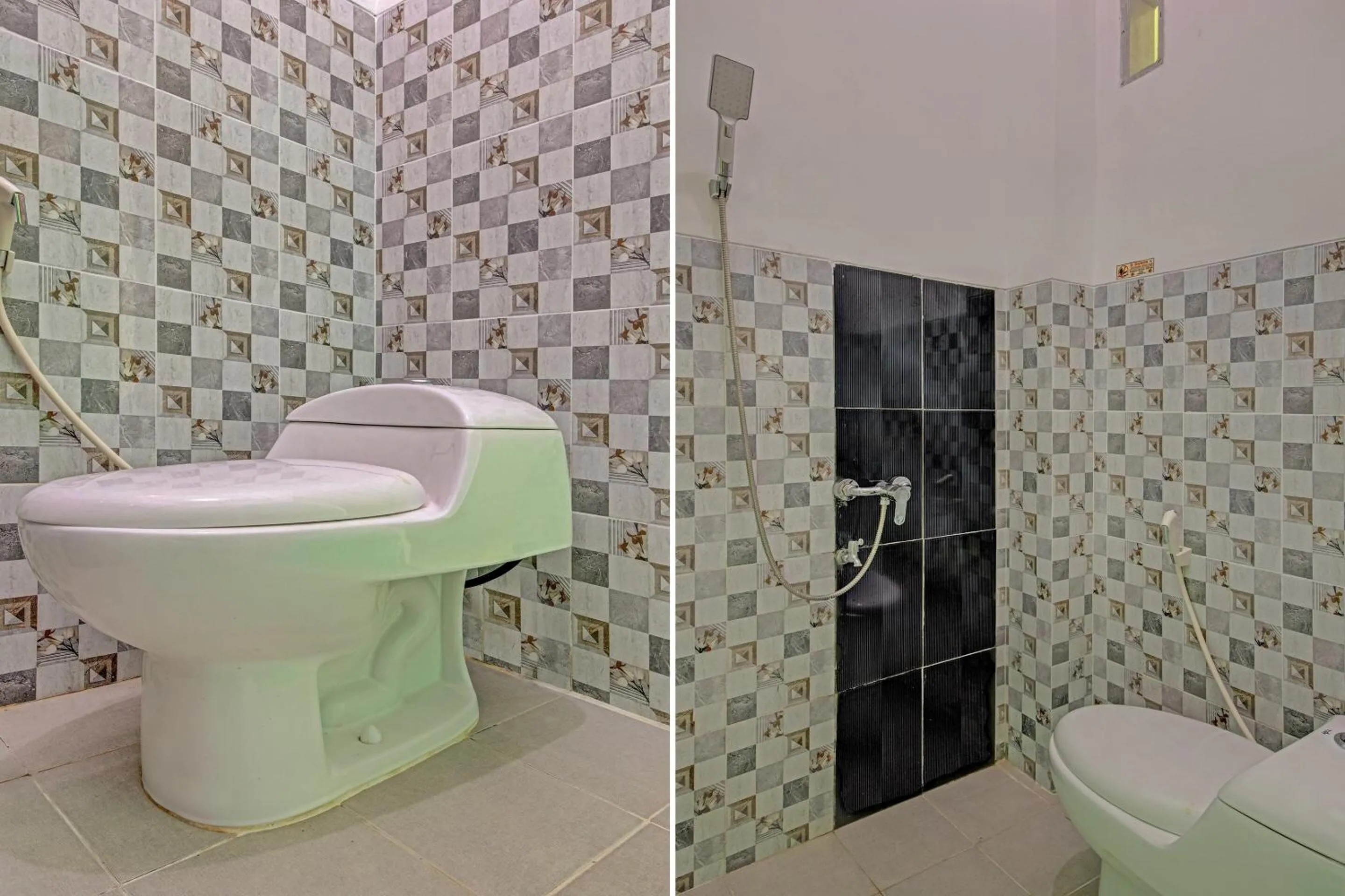 Bathroom in OYO 3774 Orchid 37 Syariah Guest House