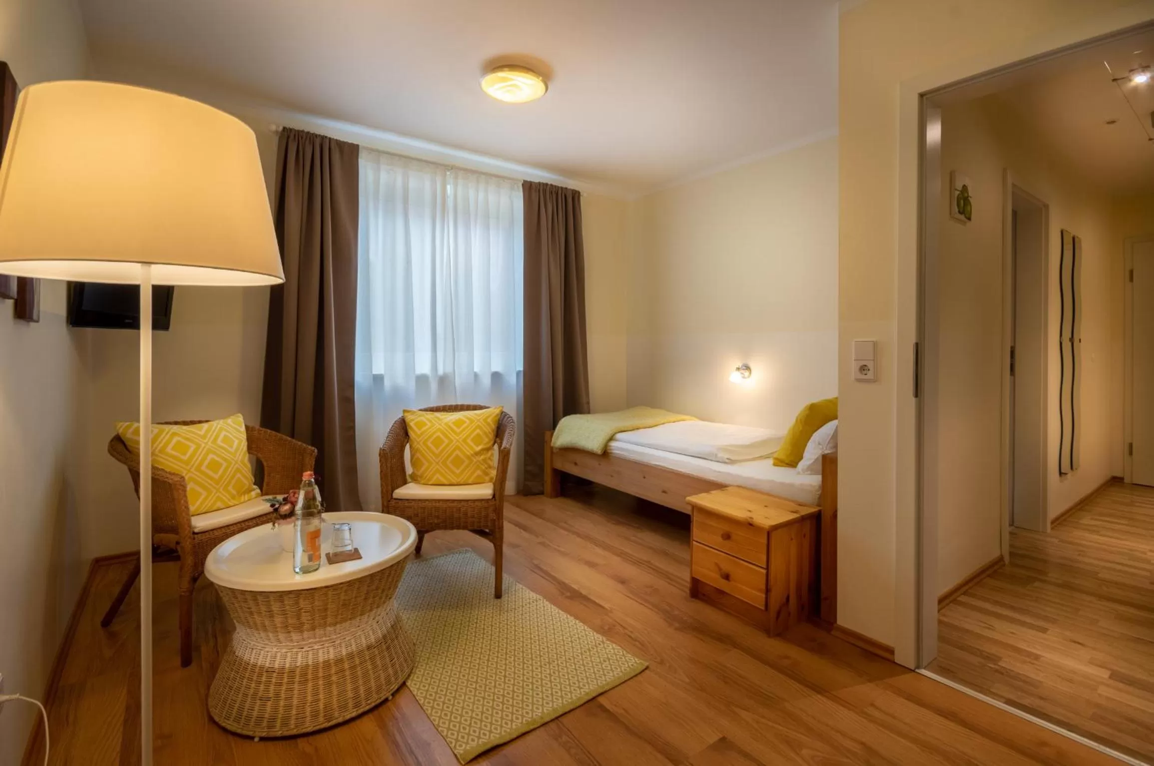 Photo of the whole room, Bed in Haus Biederstaedt & LivJana