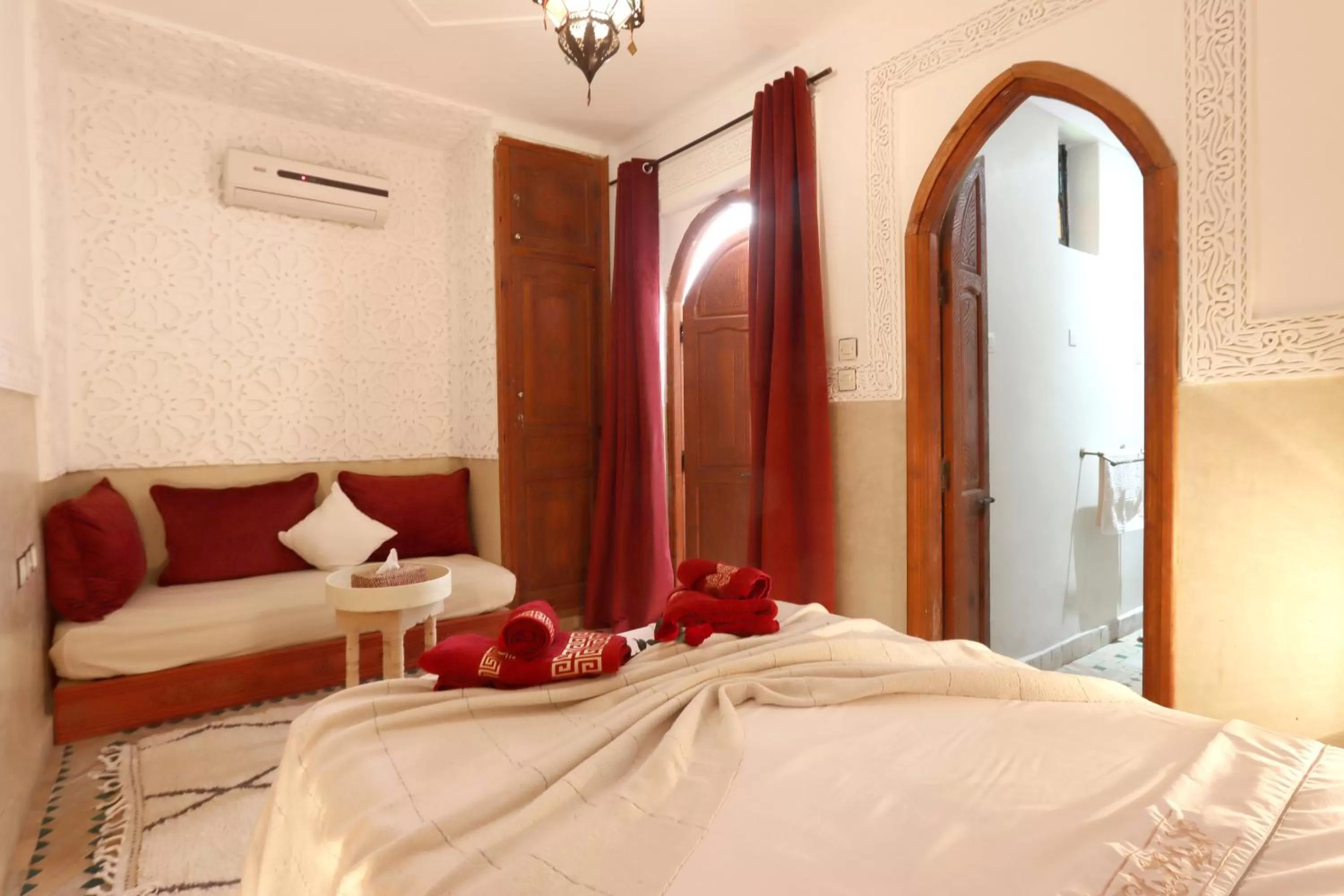 Bed in Riad Venezia