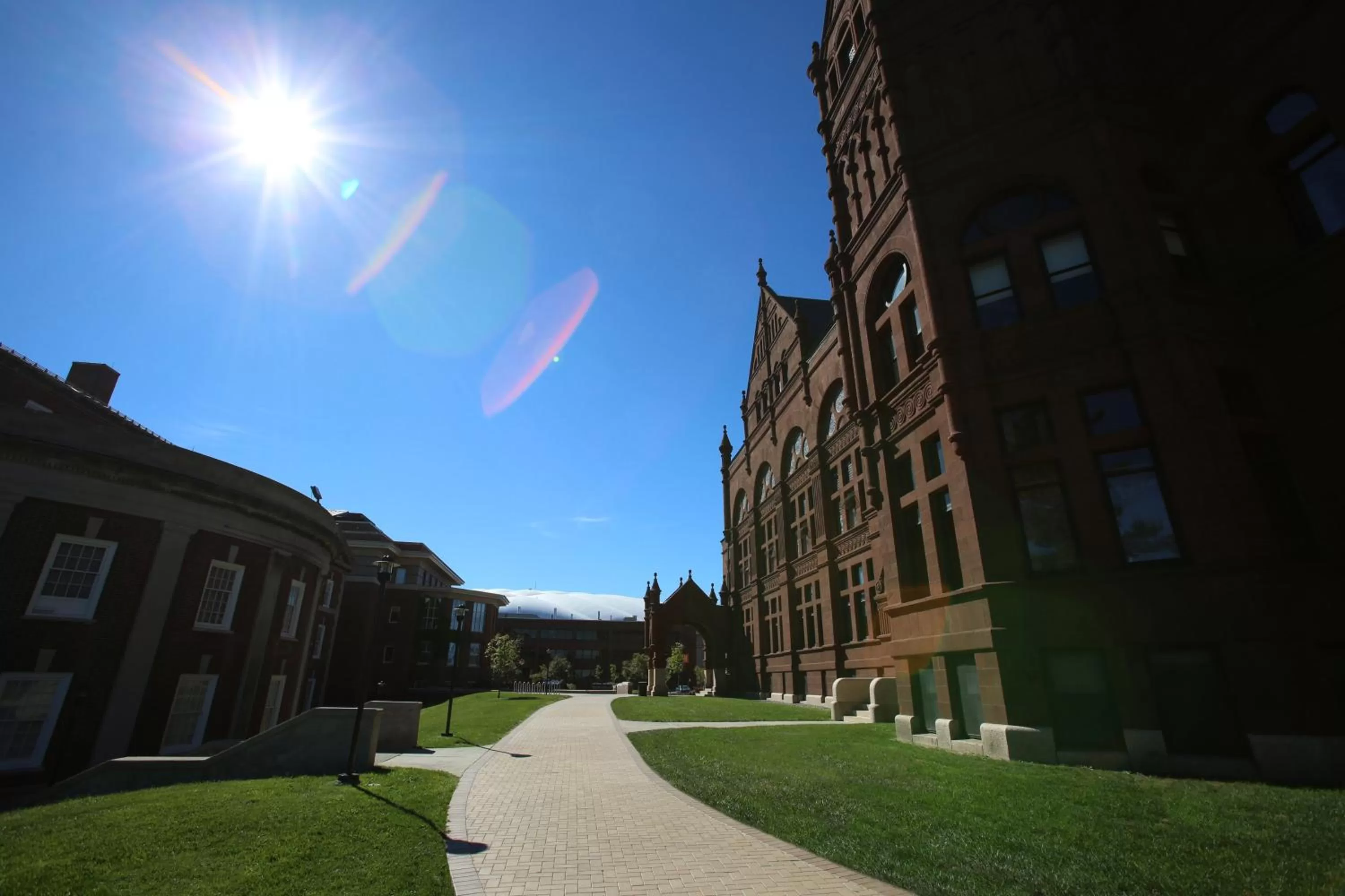 Area and facilities in Crowne Plaza Syracuse by IHG