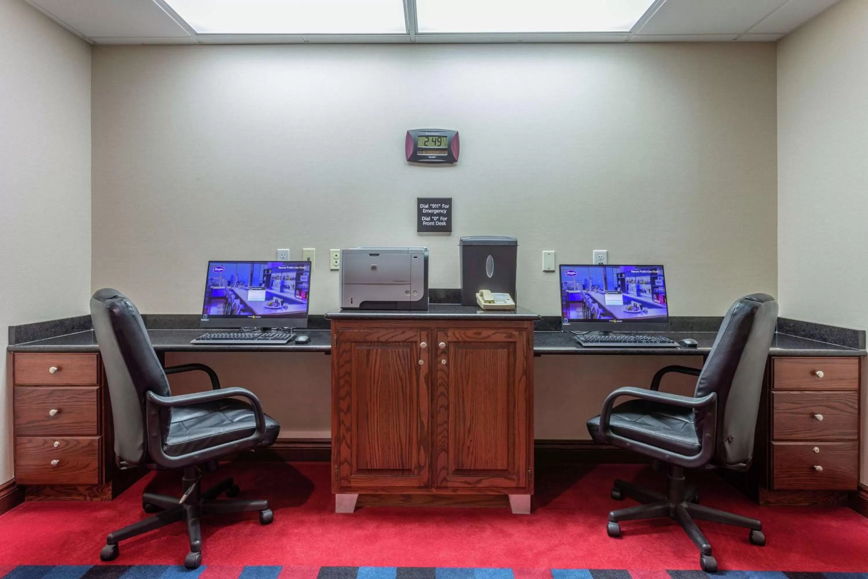 Business facilities in Hampton Inn Jefferson City at Capital Mall