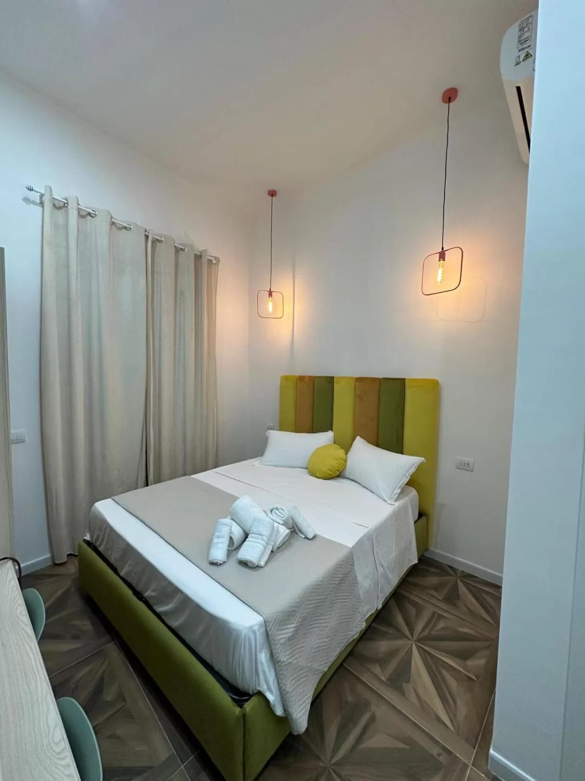 Bed in San Ferdinando suite room