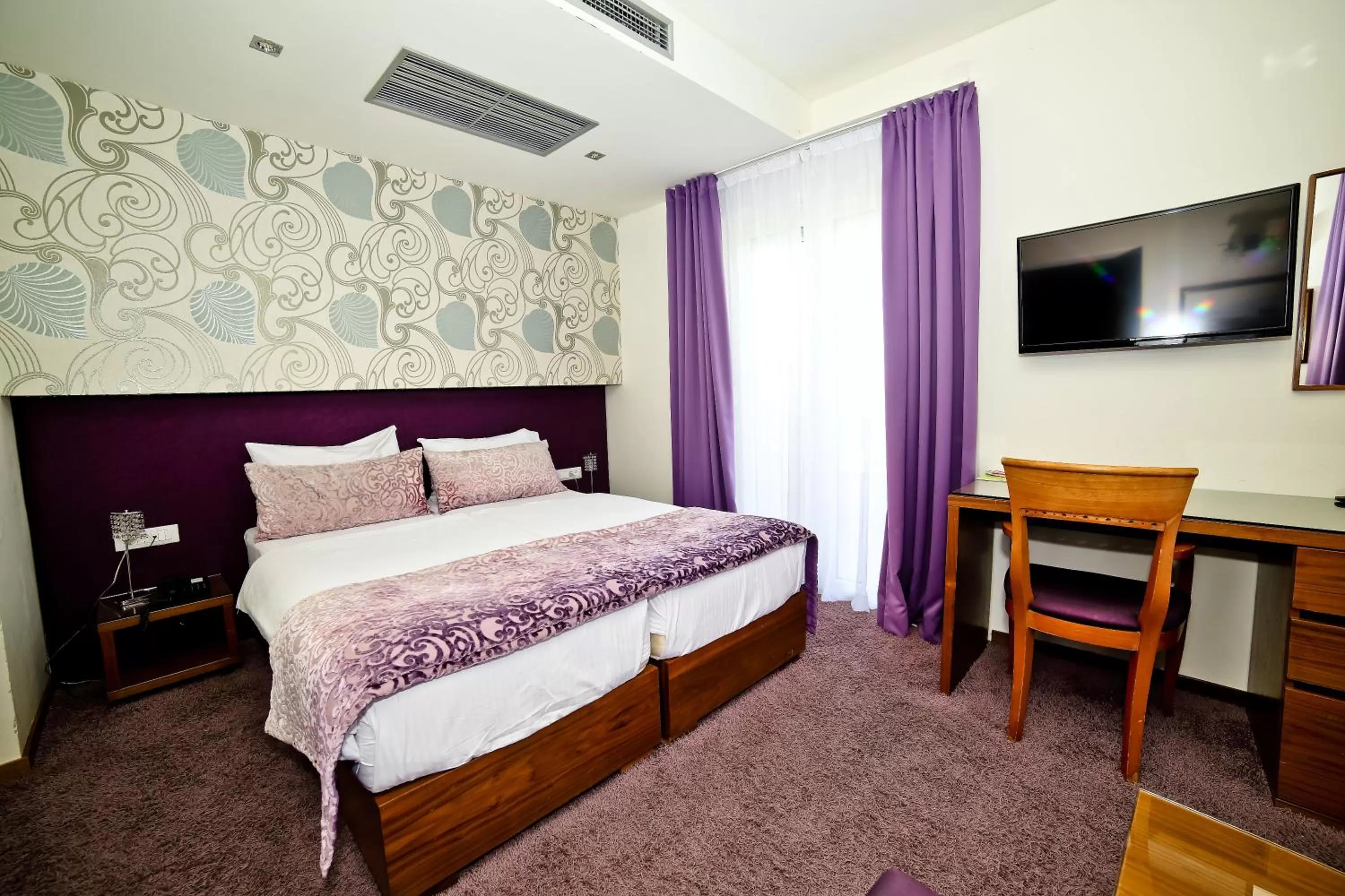 Photo of the whole room, Bed in Hotel Gala Split