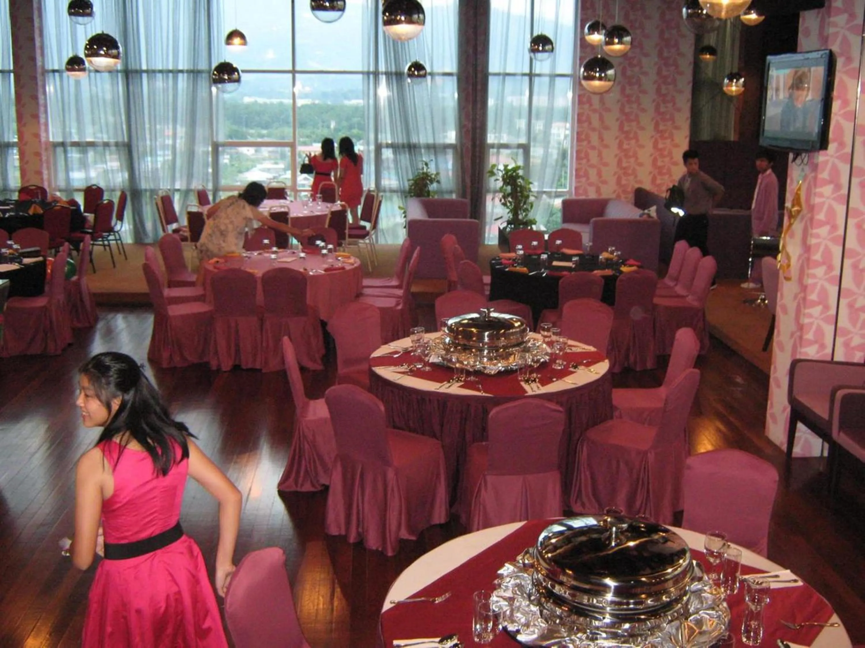 Banquet/Function facilities in Courtyard Hotel 1Borneo