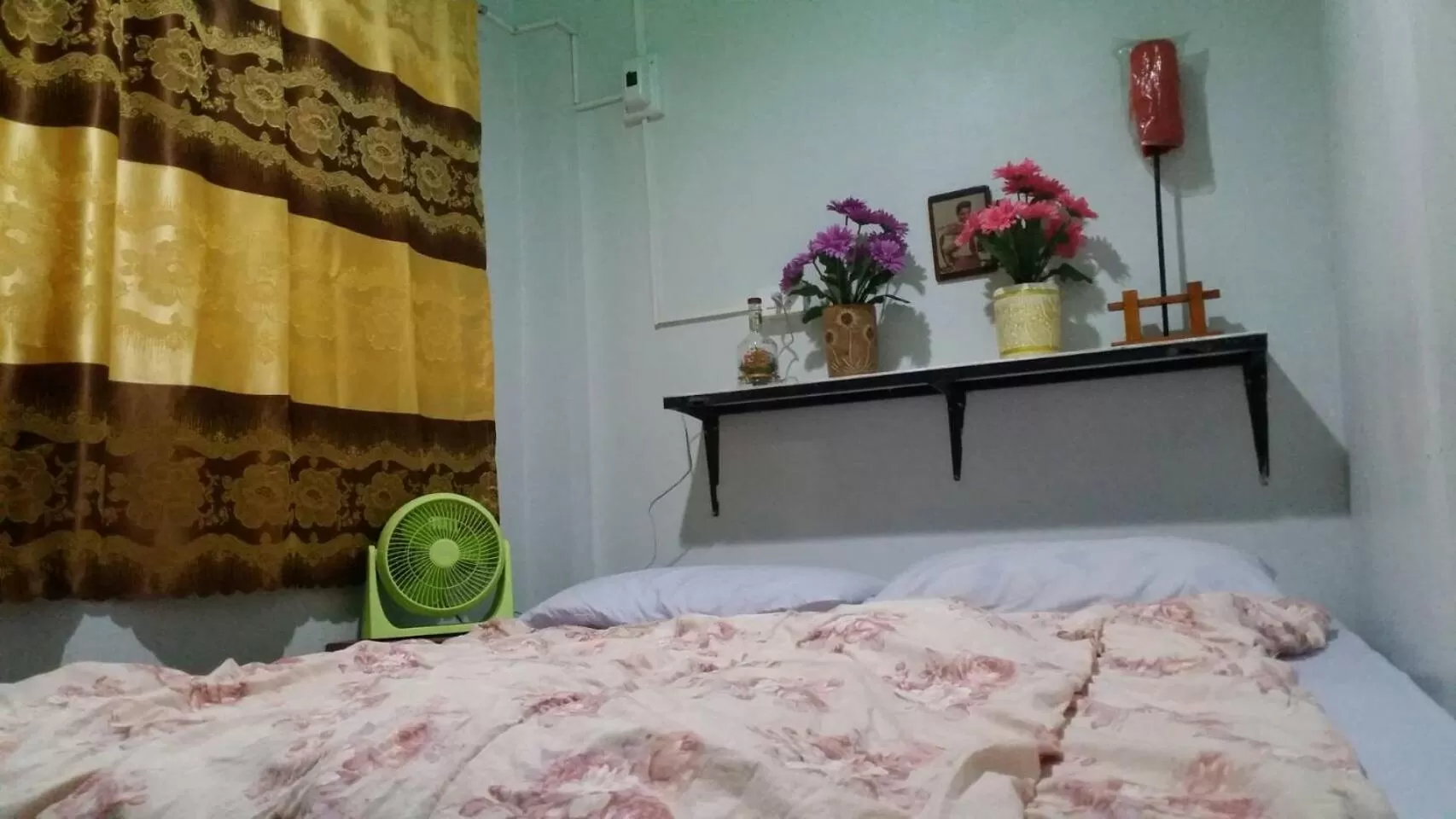 Bed in Adchara Mansion