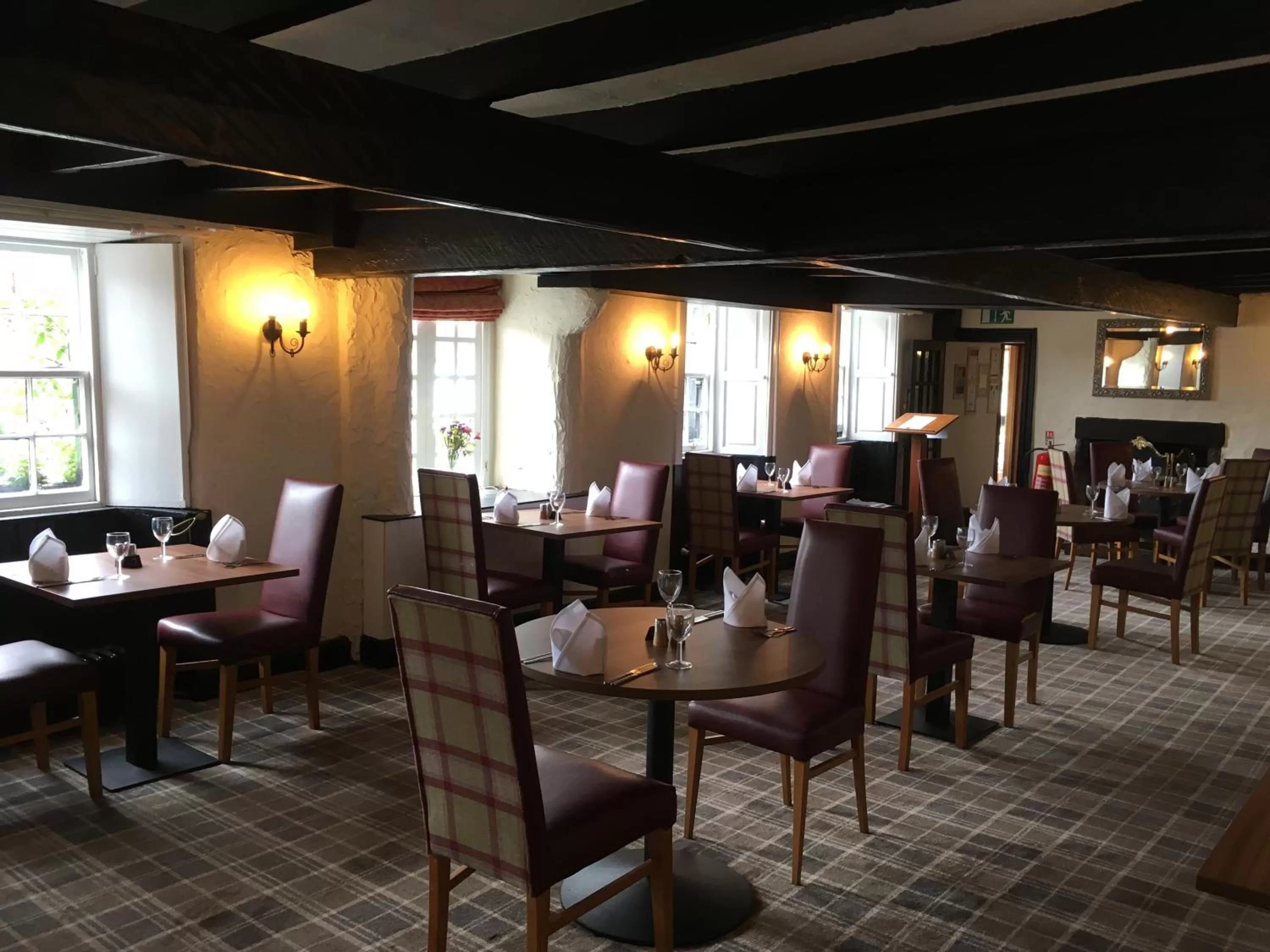 Restaurant/places to eat in The Winnock Hotel