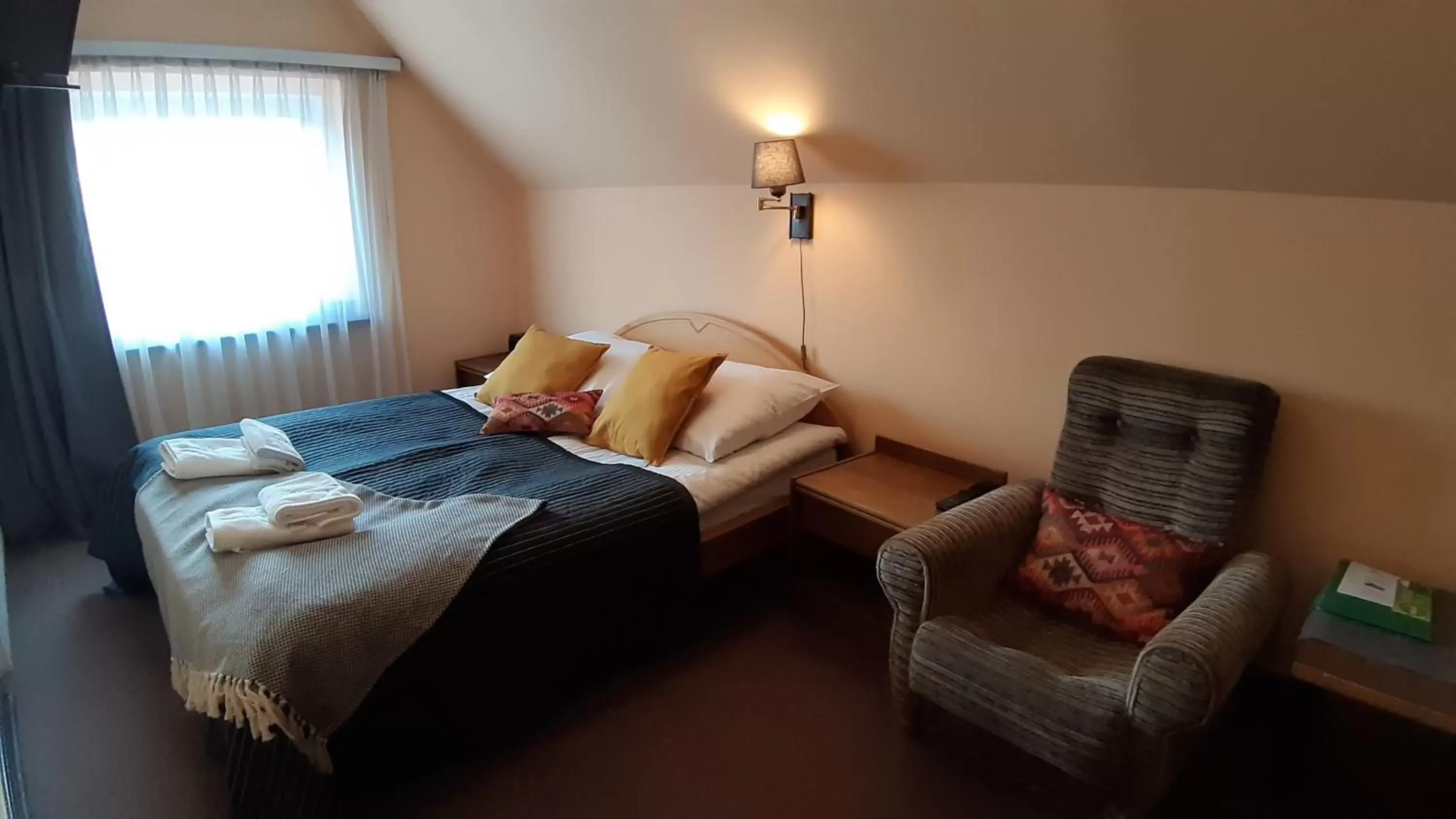 Economy Quadruple Room with Private External Bathroom in Resort Kasprowy Wierch Economy Quadruple Room with Private External Bathroom in Resort Kasprowy Wierch