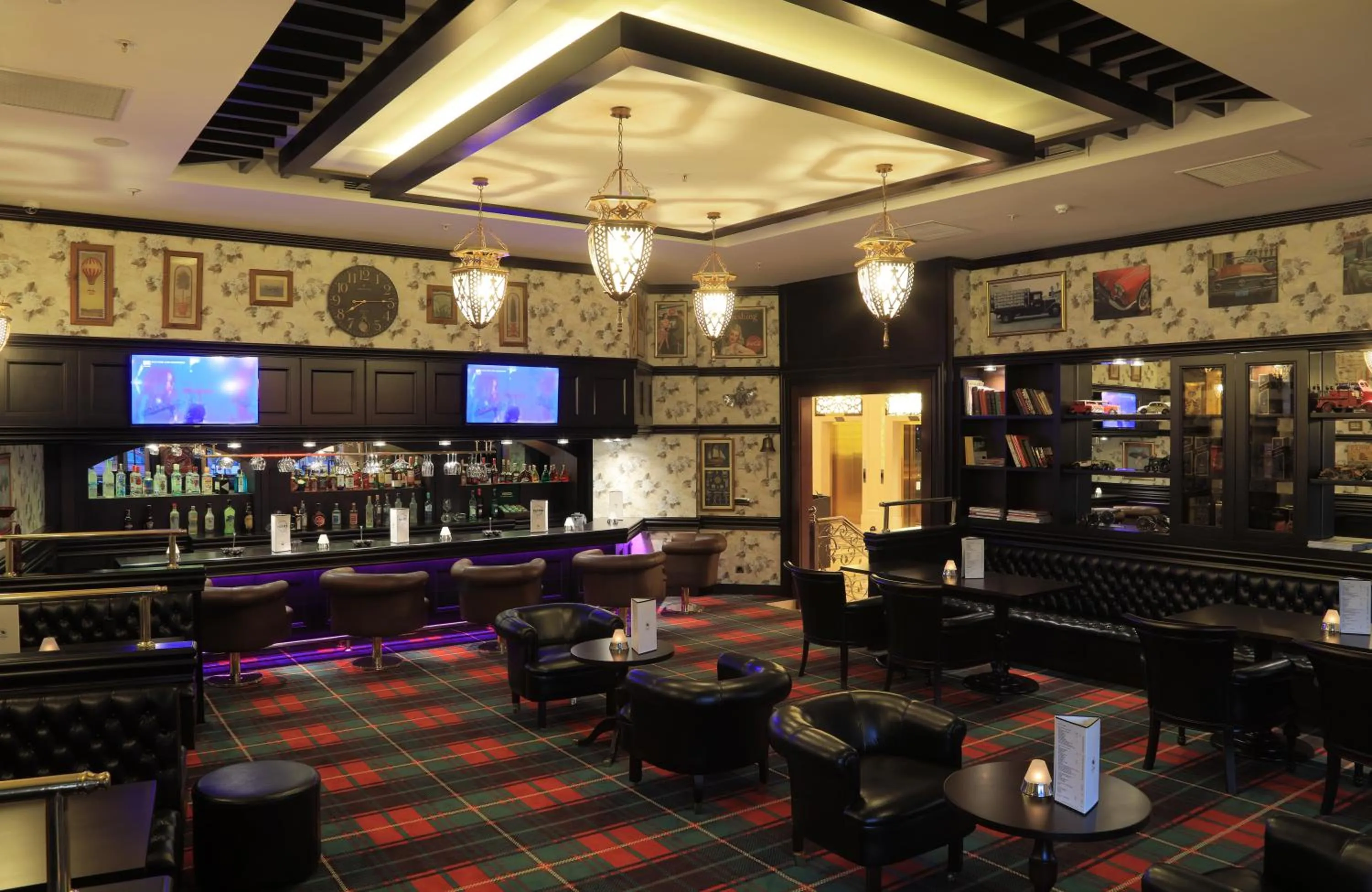 Lounge or bar in Latanya Hotel Ankara