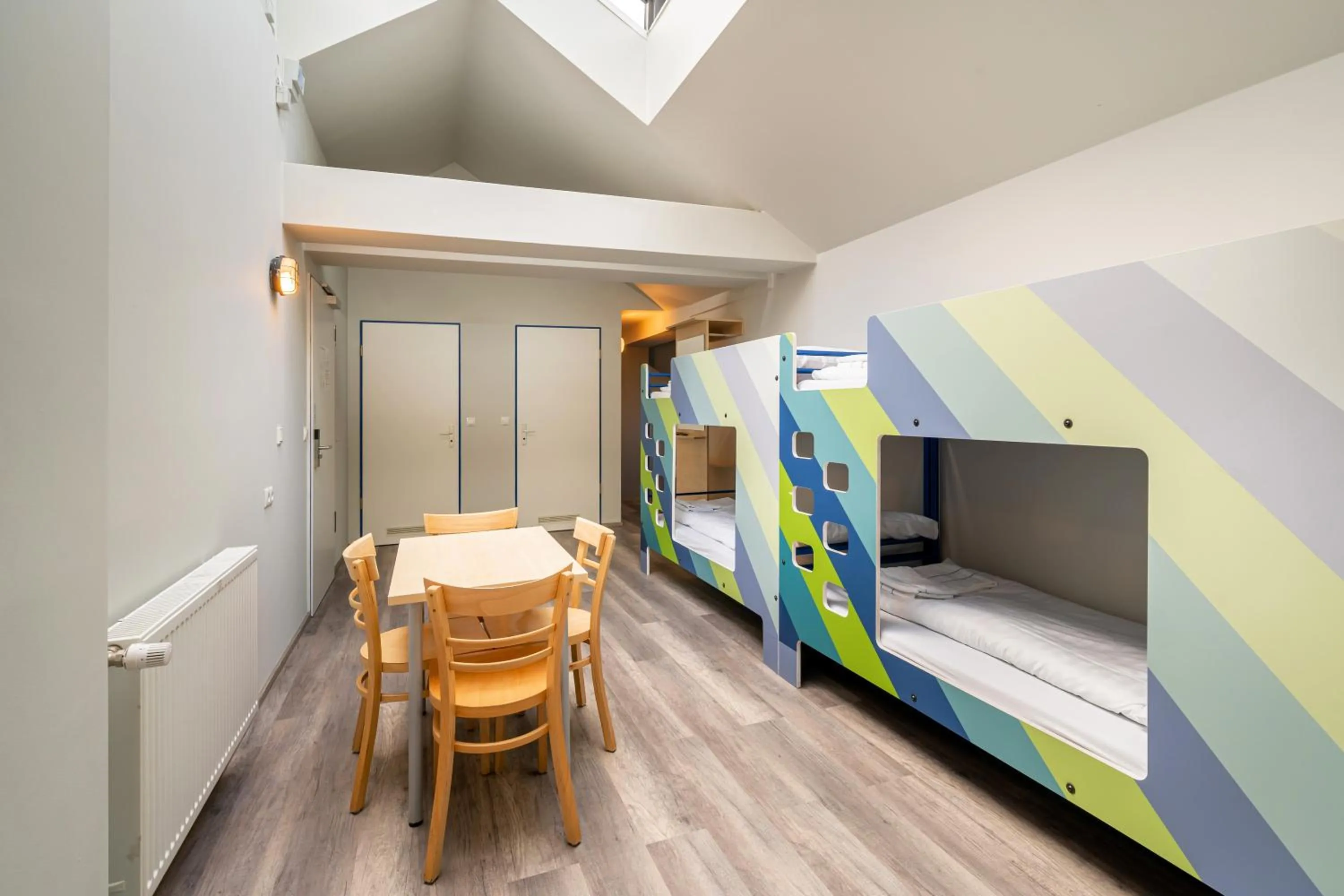 bunk bed, Bed in a&o Salzburg Hauptbahnhof