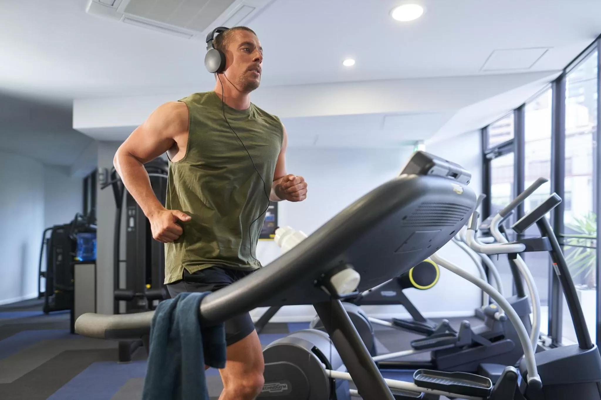 Fitness centre/facilities in Meriton Suites Kent Street, Sydney