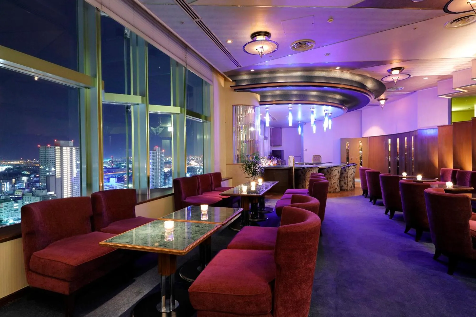 Lounge or bar in Miyako Hotel Amagasaki