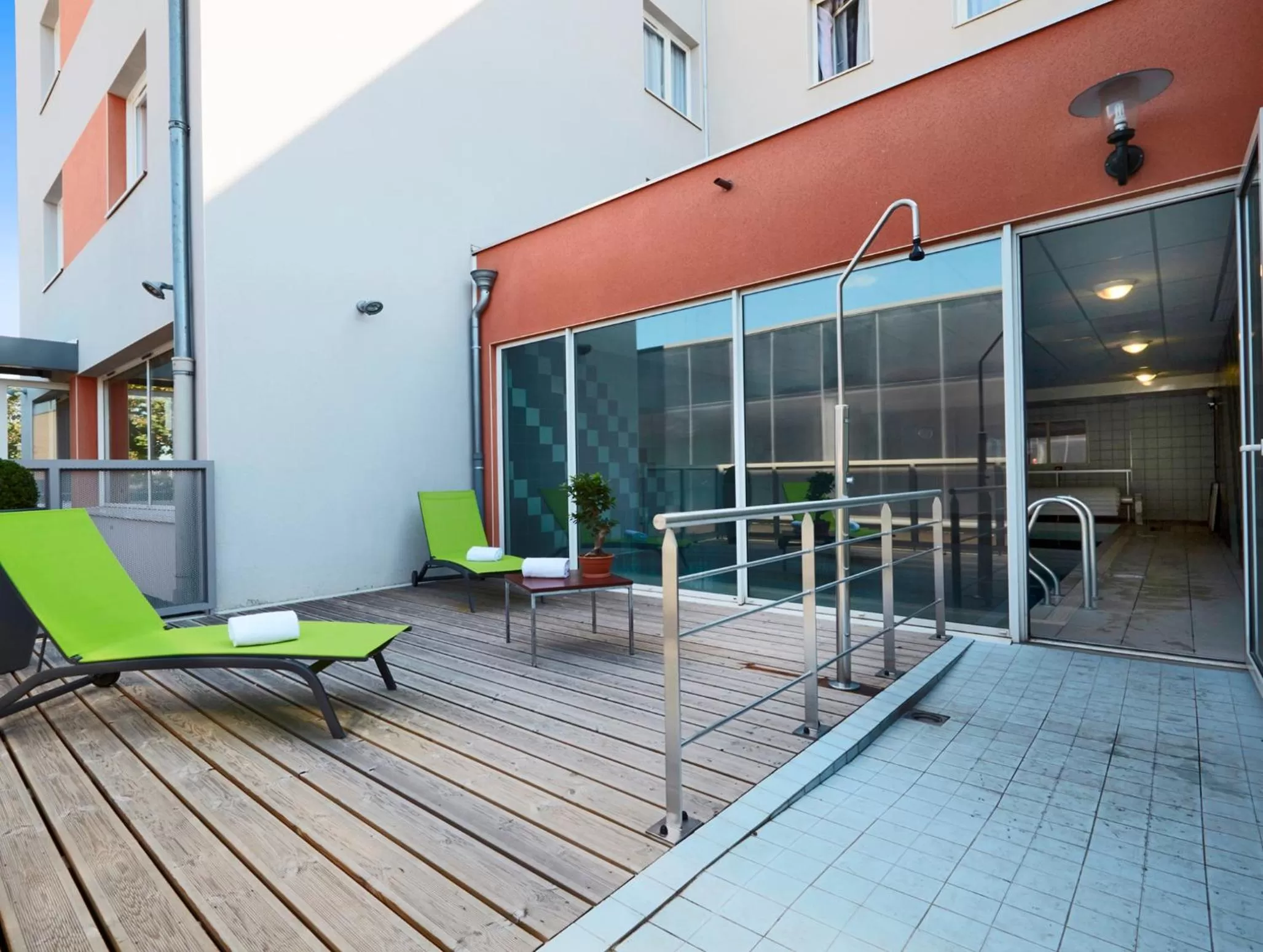 Balcony/Terrace in Kyriad Clermont-Ferrand-Sud - La Pardieu