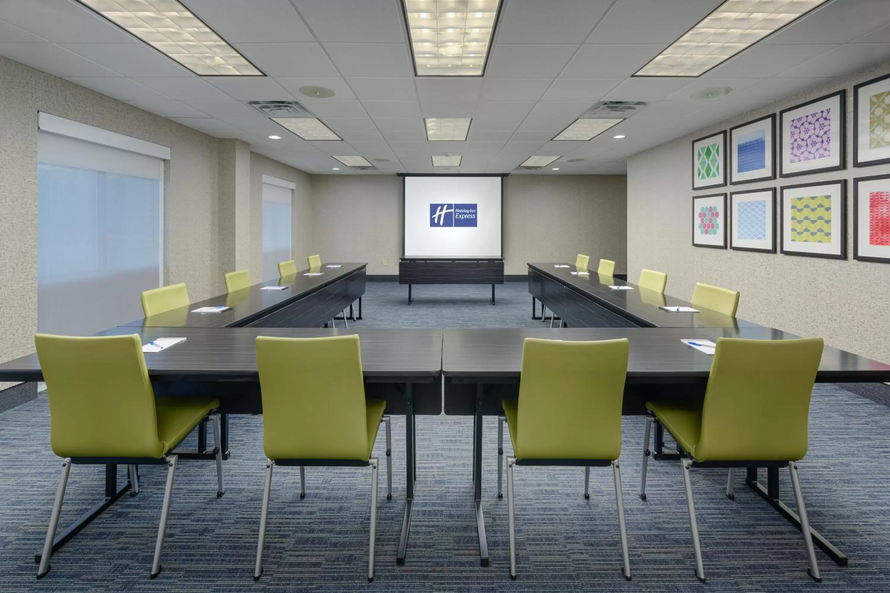 Meeting/conference room in Holiday Inn Express - Tullahoma by IHG