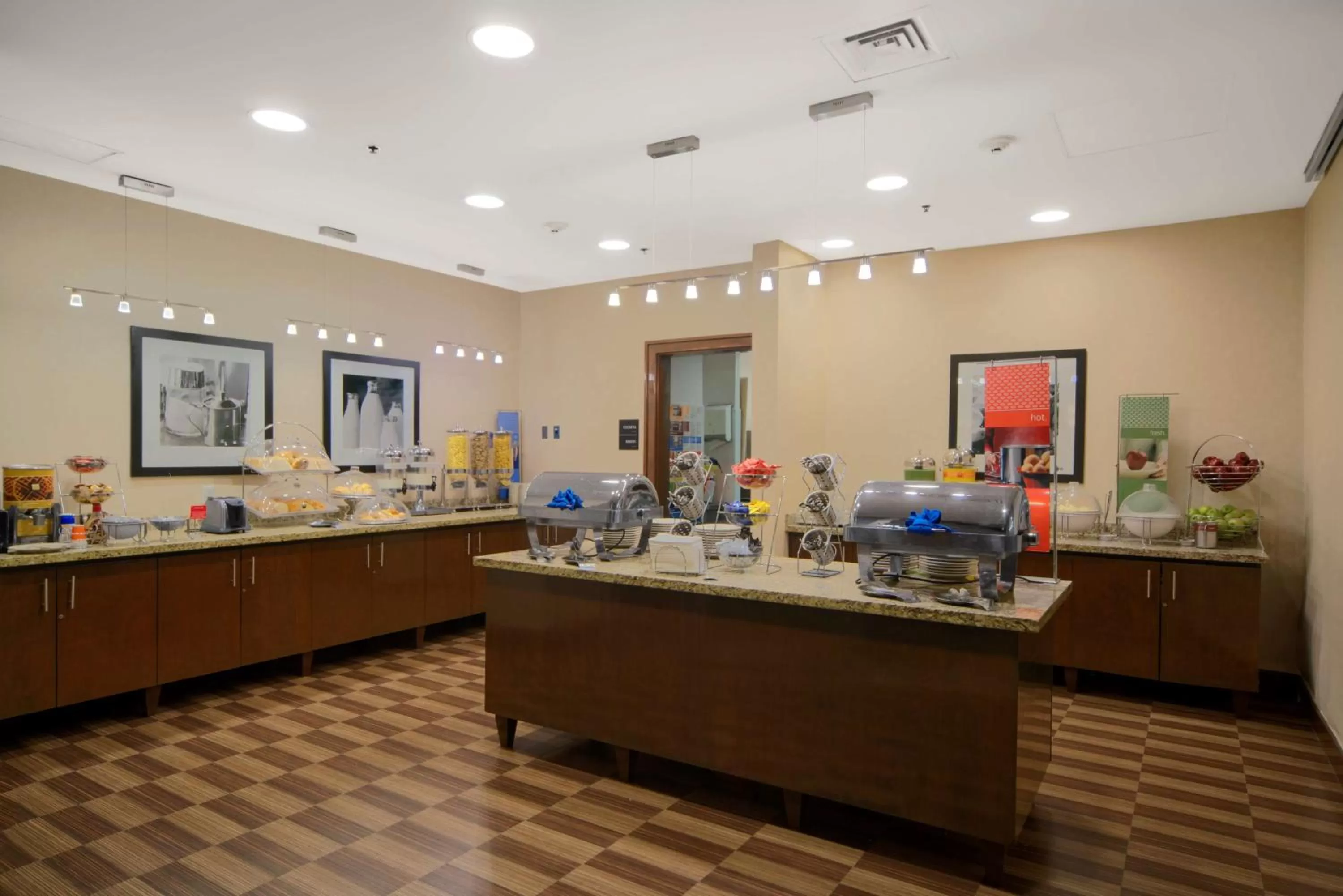 Dining area in Hampton Inn & Suites Mexico City - Centro Historico