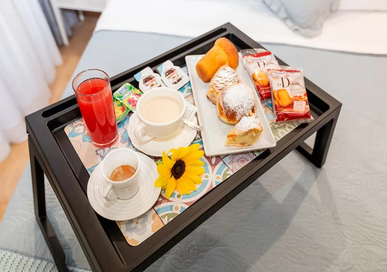 Breakfast in B&B Vico Milano 18