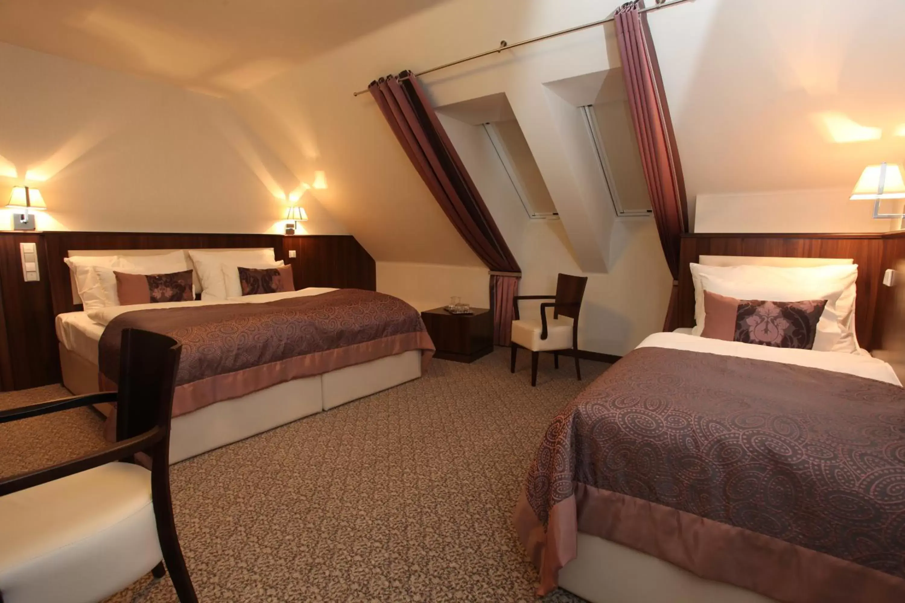 Triple Room in Hotel Sladovna Triple Room in Hotel Sladovna