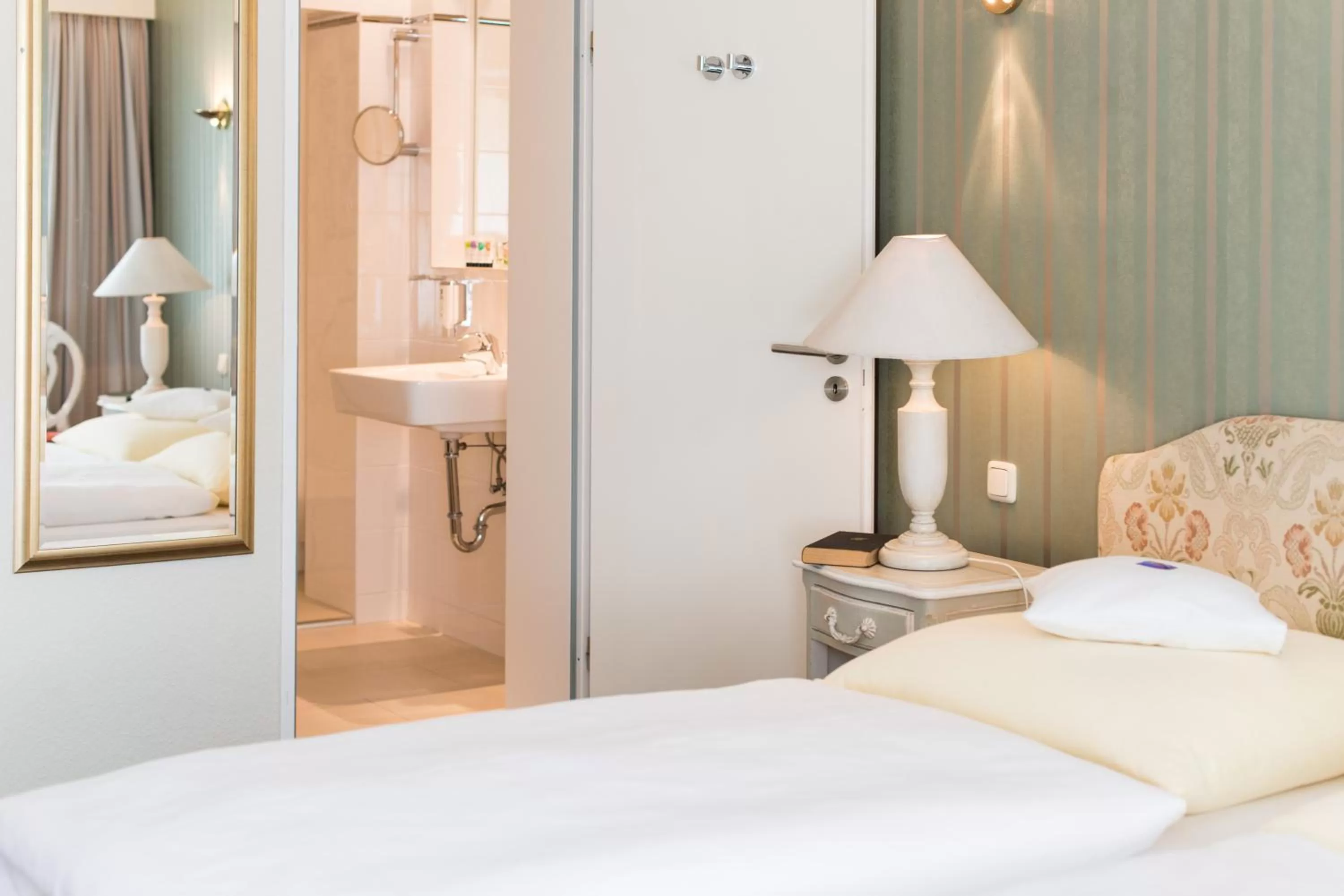 Standard Double Room in Seehotel Frankenhorst - BW Signature Collection