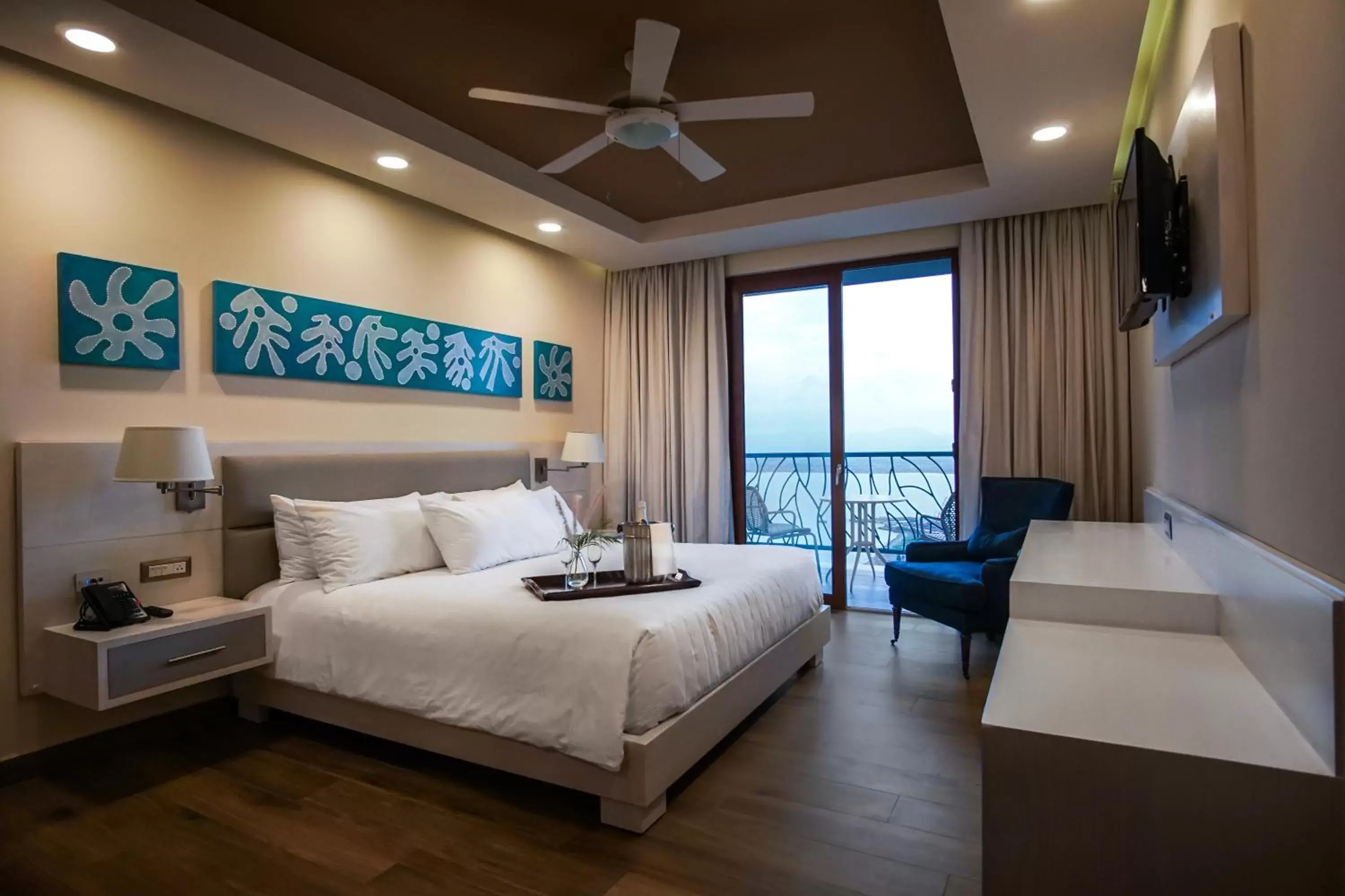 King Room in Satama Hotel King Room in Satama Hotel