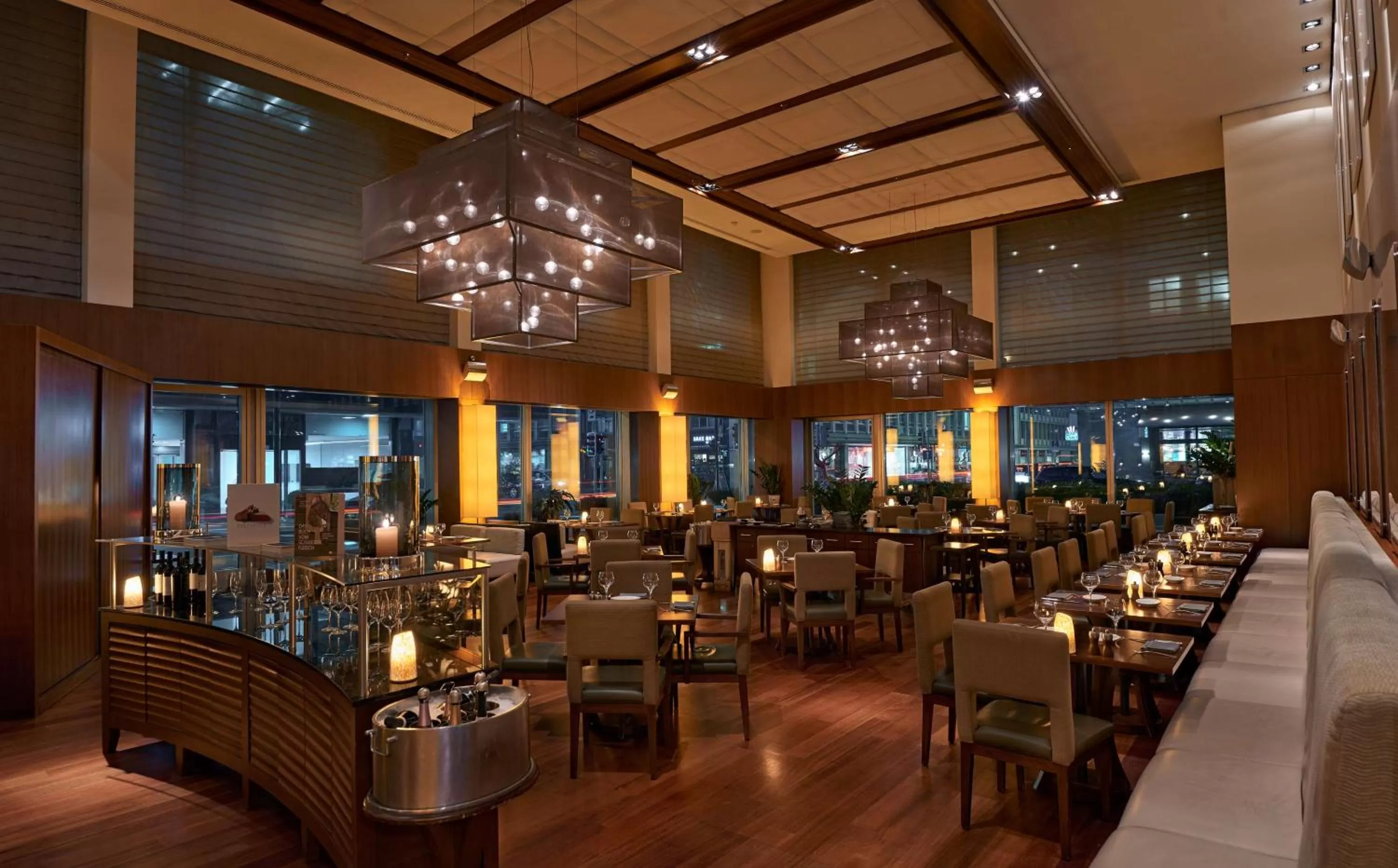 Restaurant/places to eat in Park Hyatt Zurich – City Center Luxury