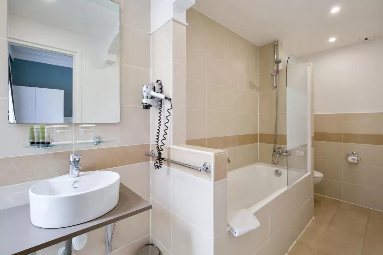 Grand Hôtel Des Gobelins