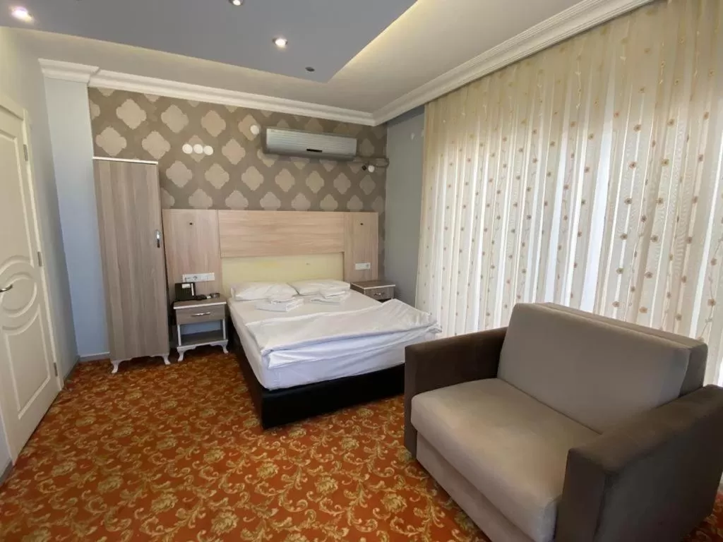Photo of the whole room, Bed in Sakran Hotel