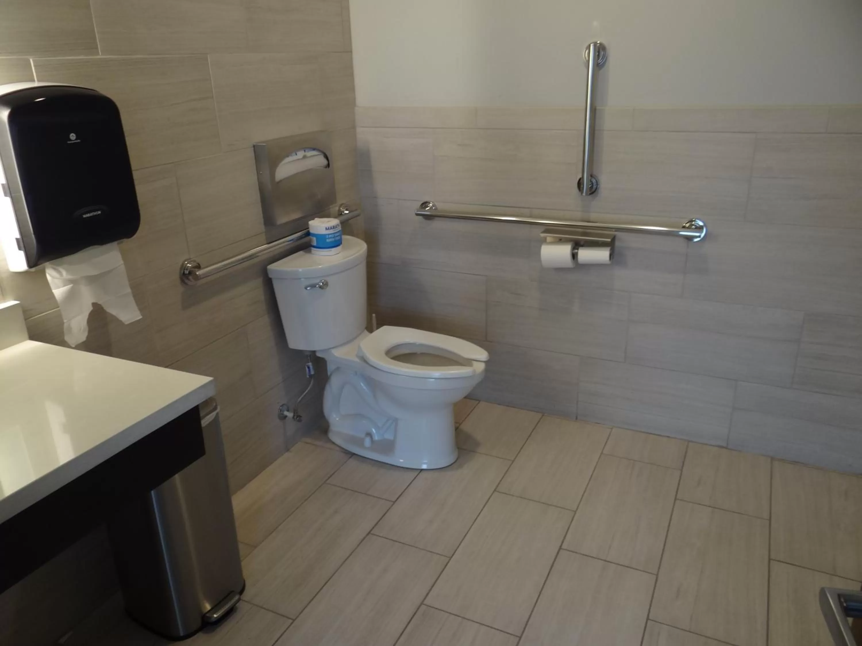 Holiday Inn Express & Suites - Auburn Downtown by IHG