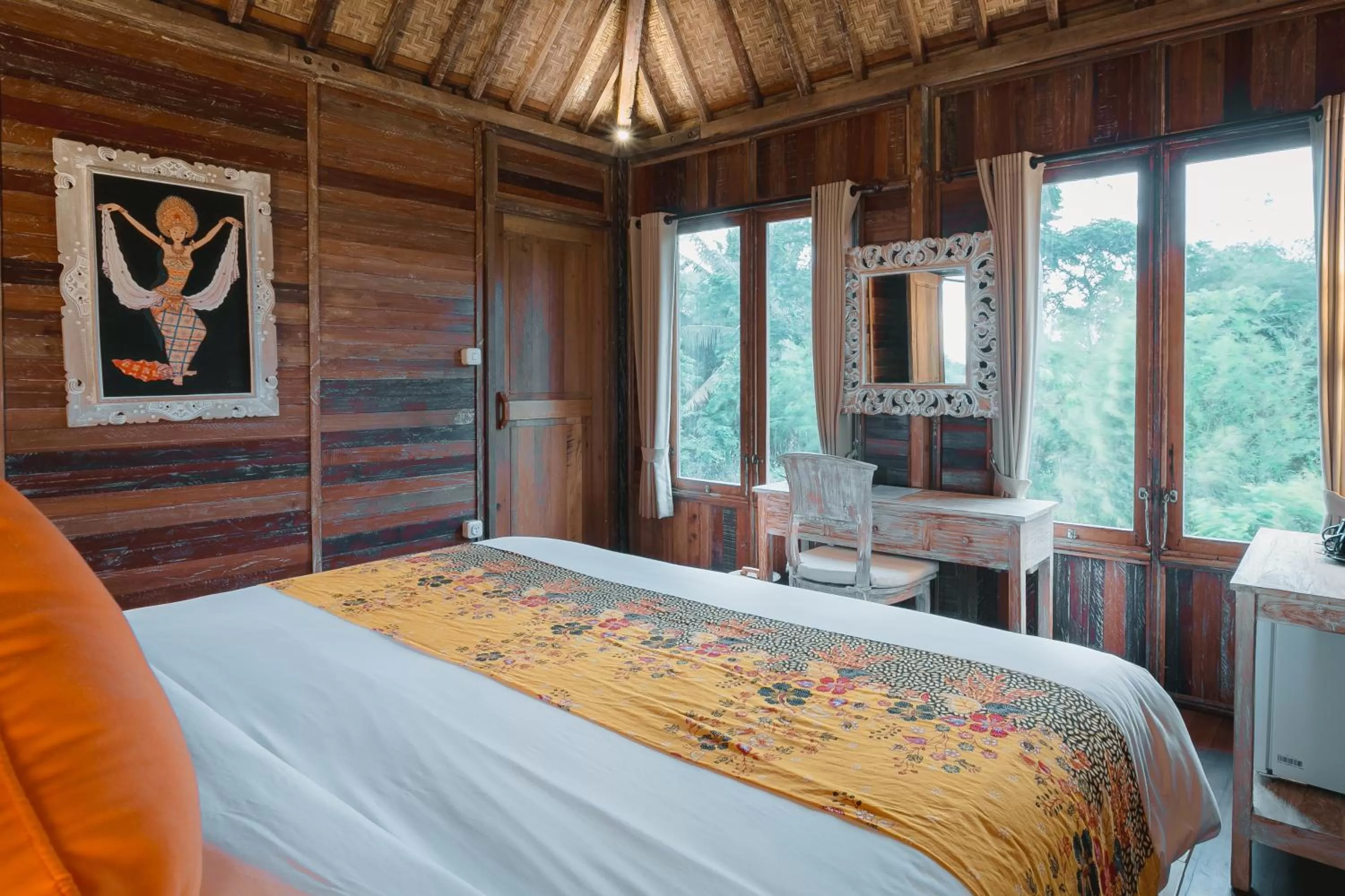 Bed in Nauna Villa Ubud