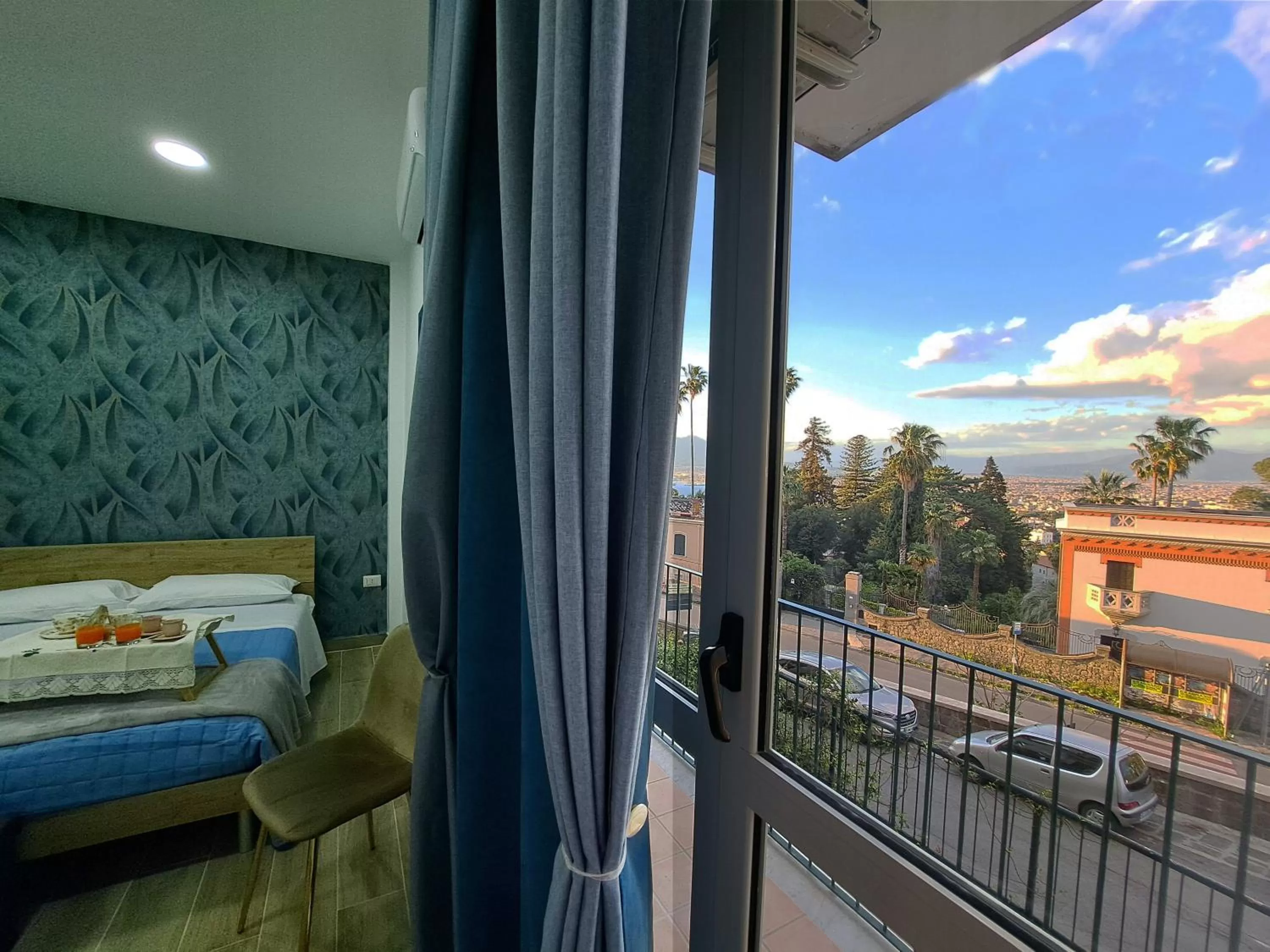 Photo of the whole room in Domus de loco sano