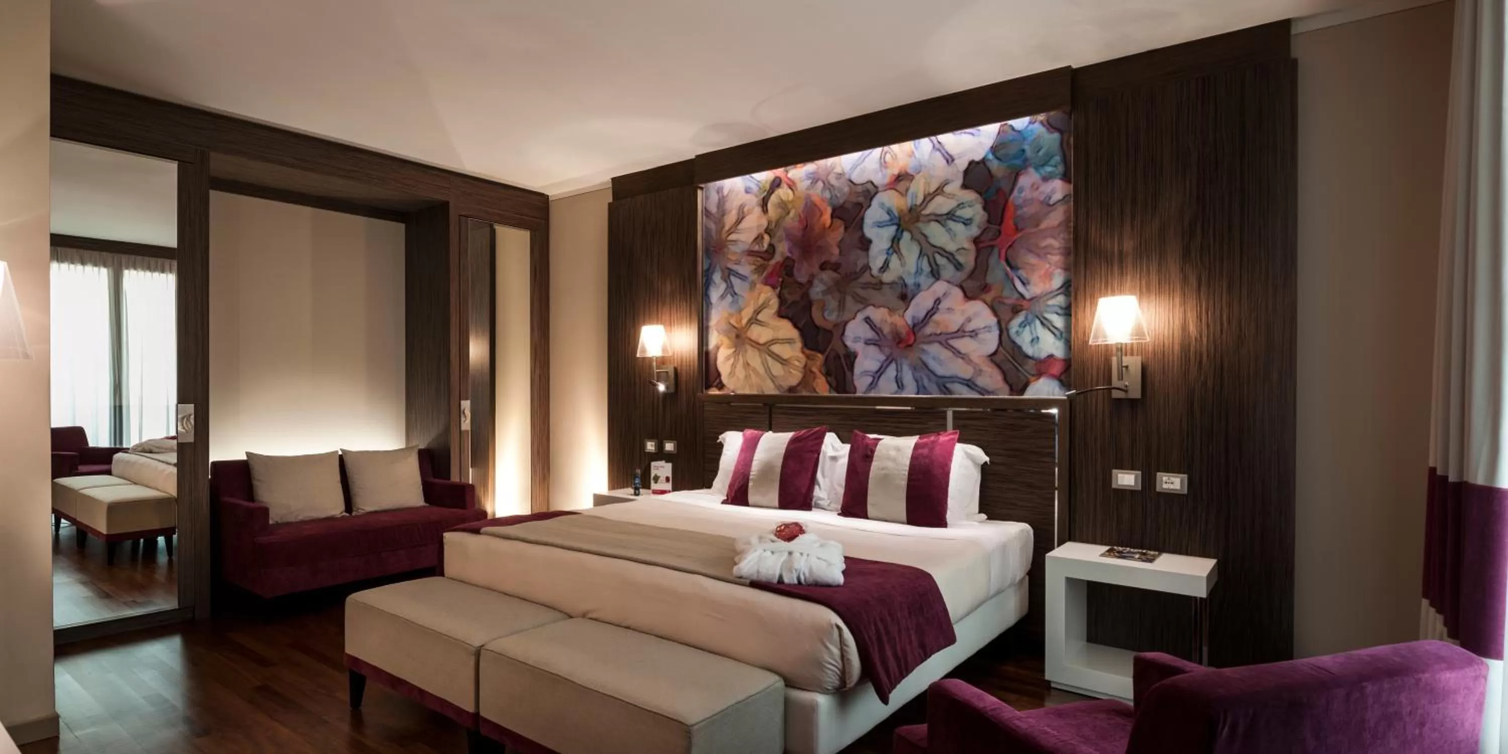 Bed in Ramada Plaza by Wyndham Milano