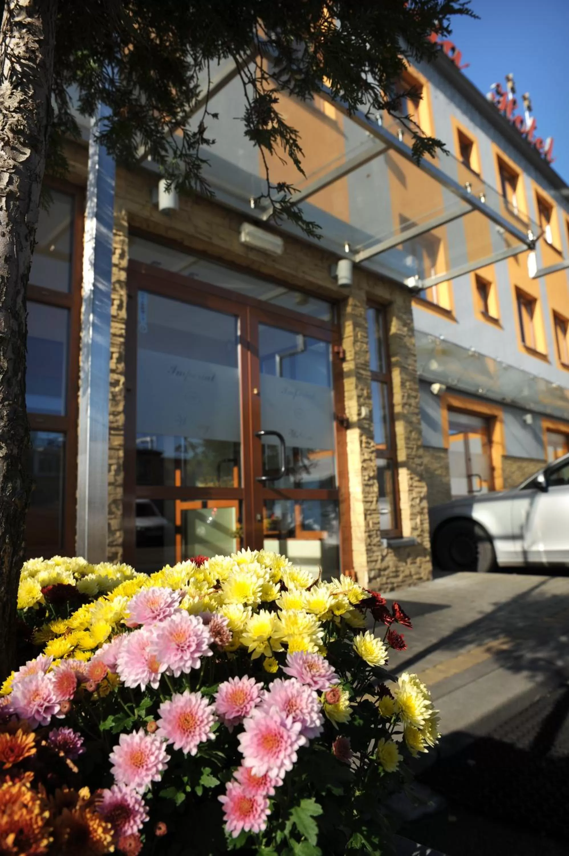 Facade/entrance in Restauracja Hotel Imperial