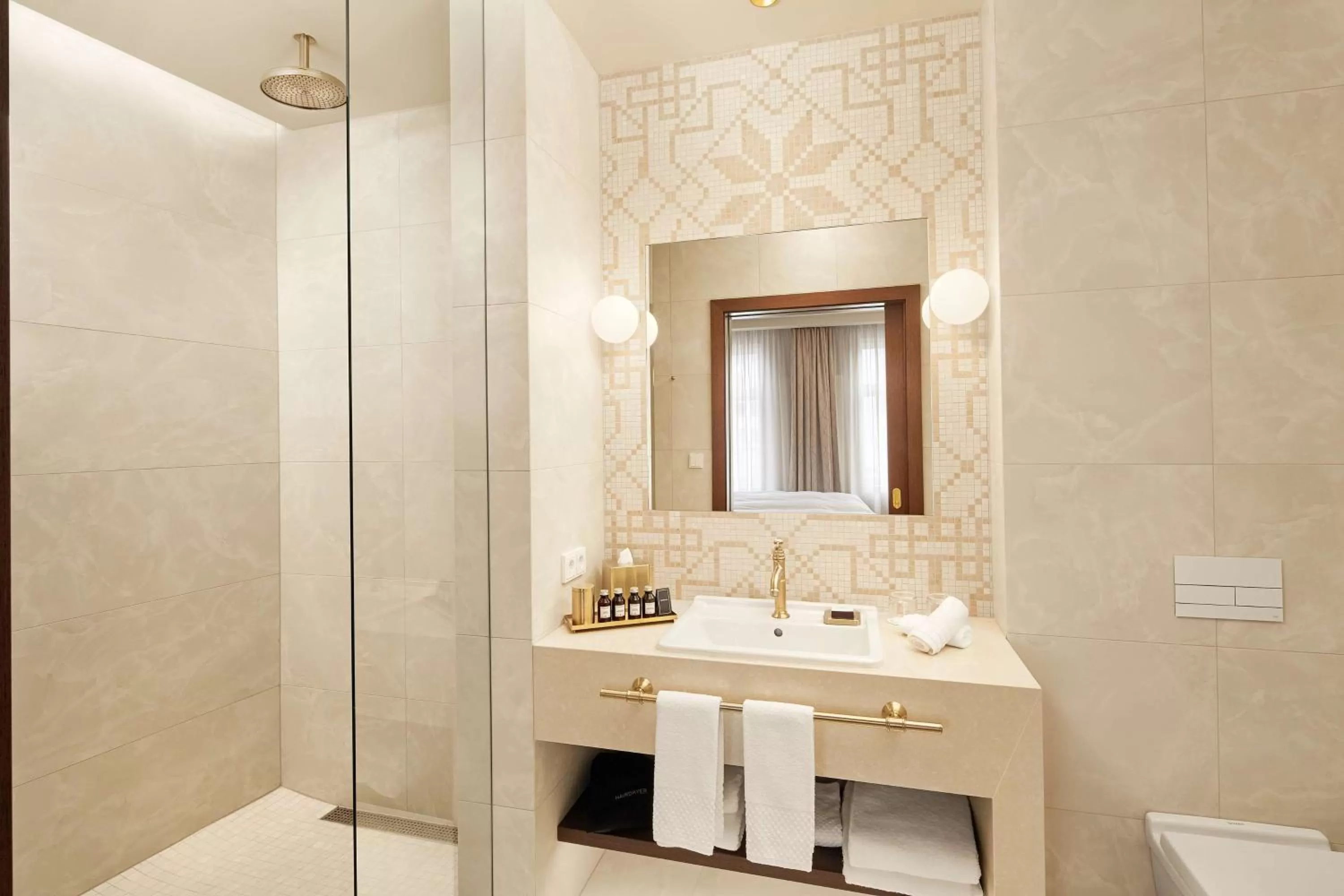 Bathroom in Reykjavik Konsulat Hotel, Curio Collection By Hilton