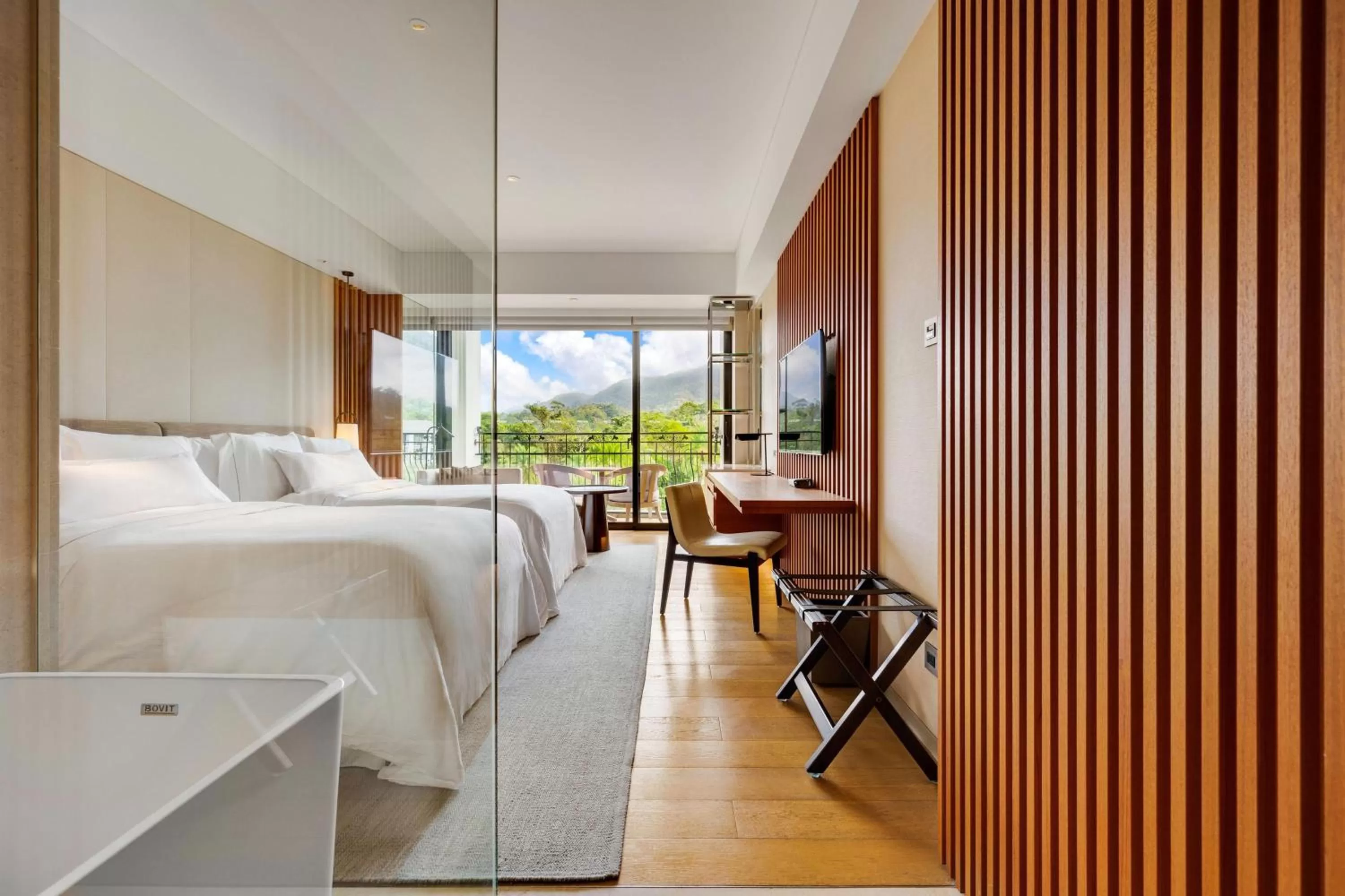 Photo of the whole room, Bed in The Westin Tashee Resort, Taoyuan