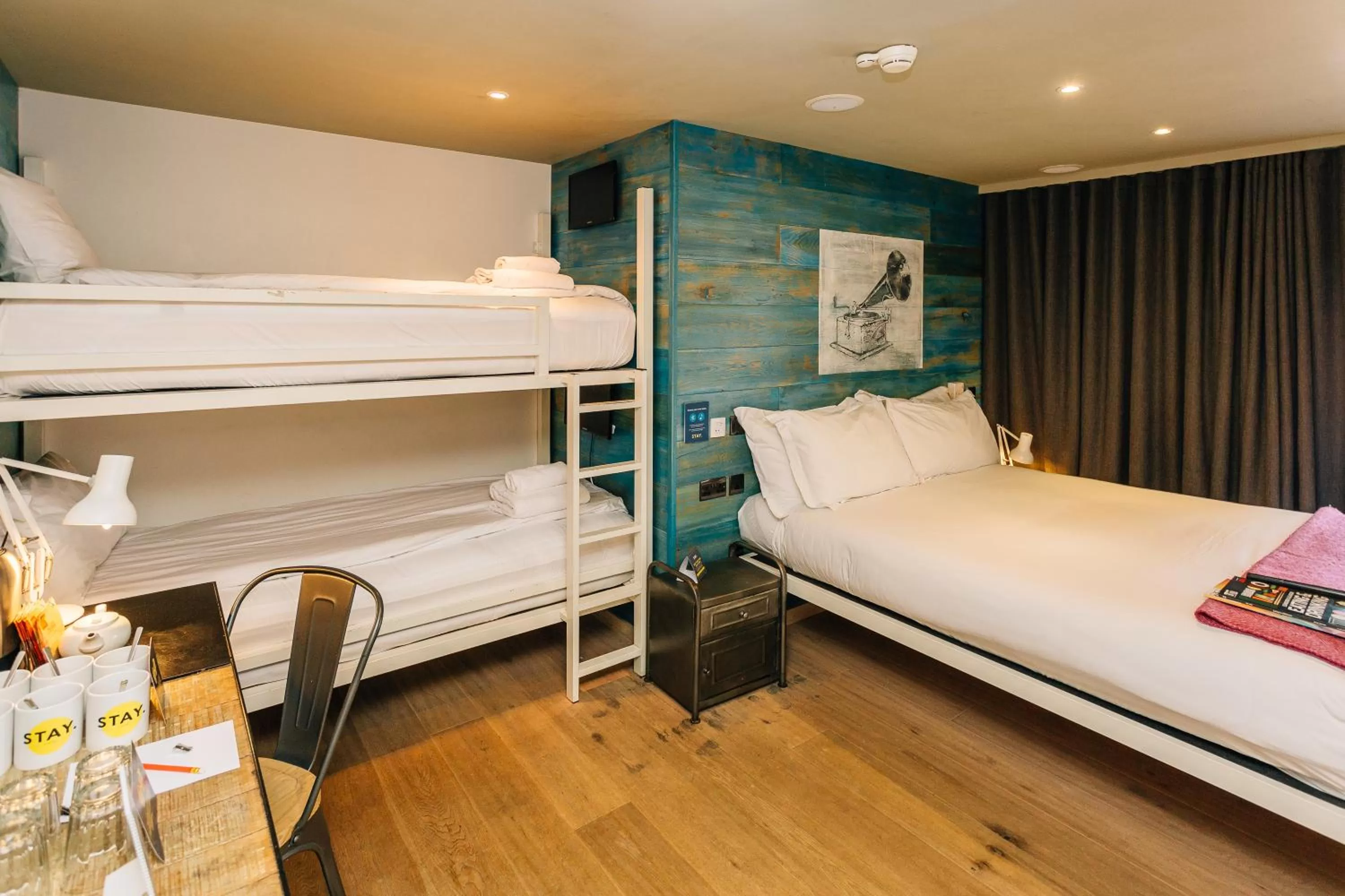 Bedroom, Bed in Stay Central Hotel