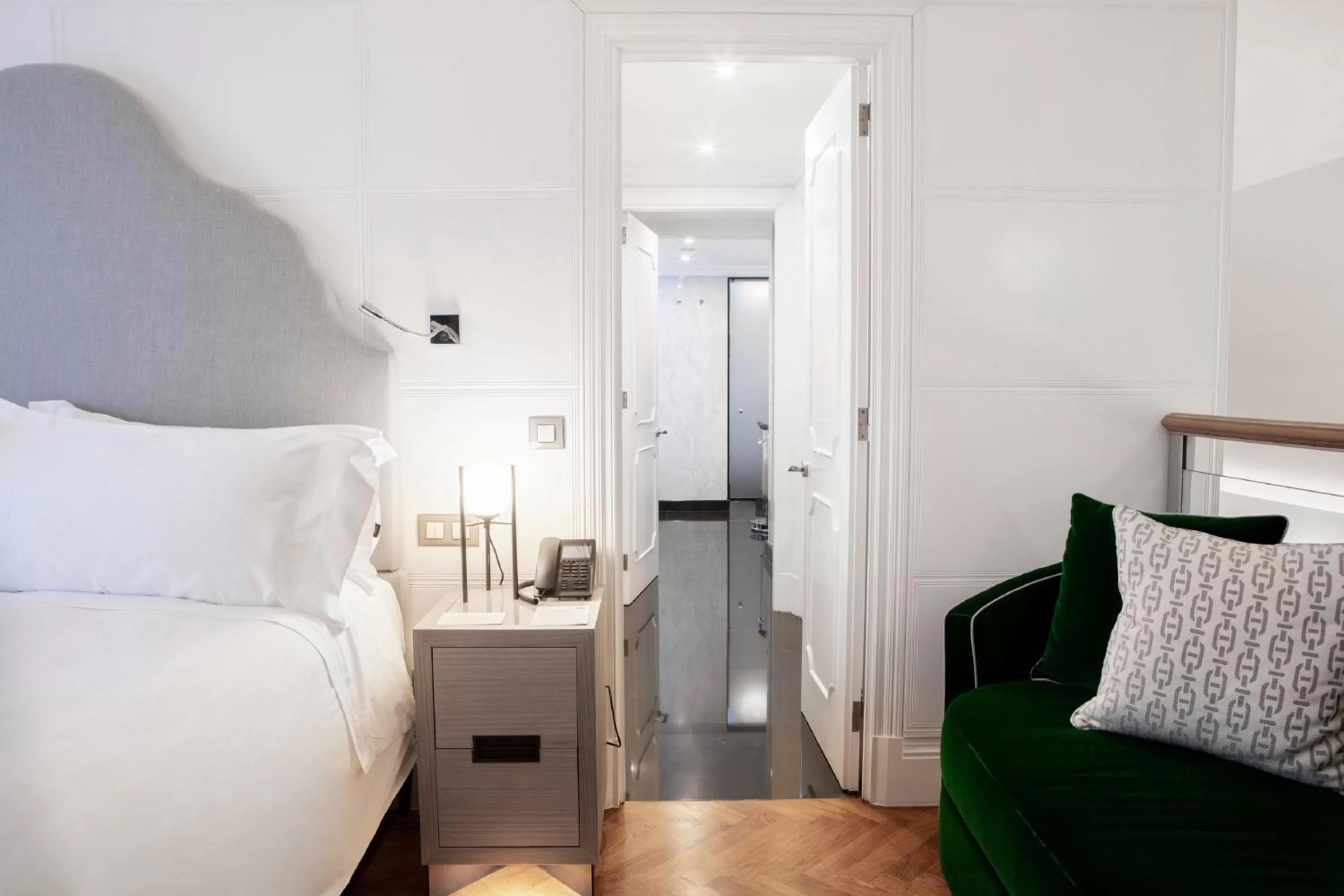 Bed in InterContinental Porto - Palacio das Cardosas by IHG