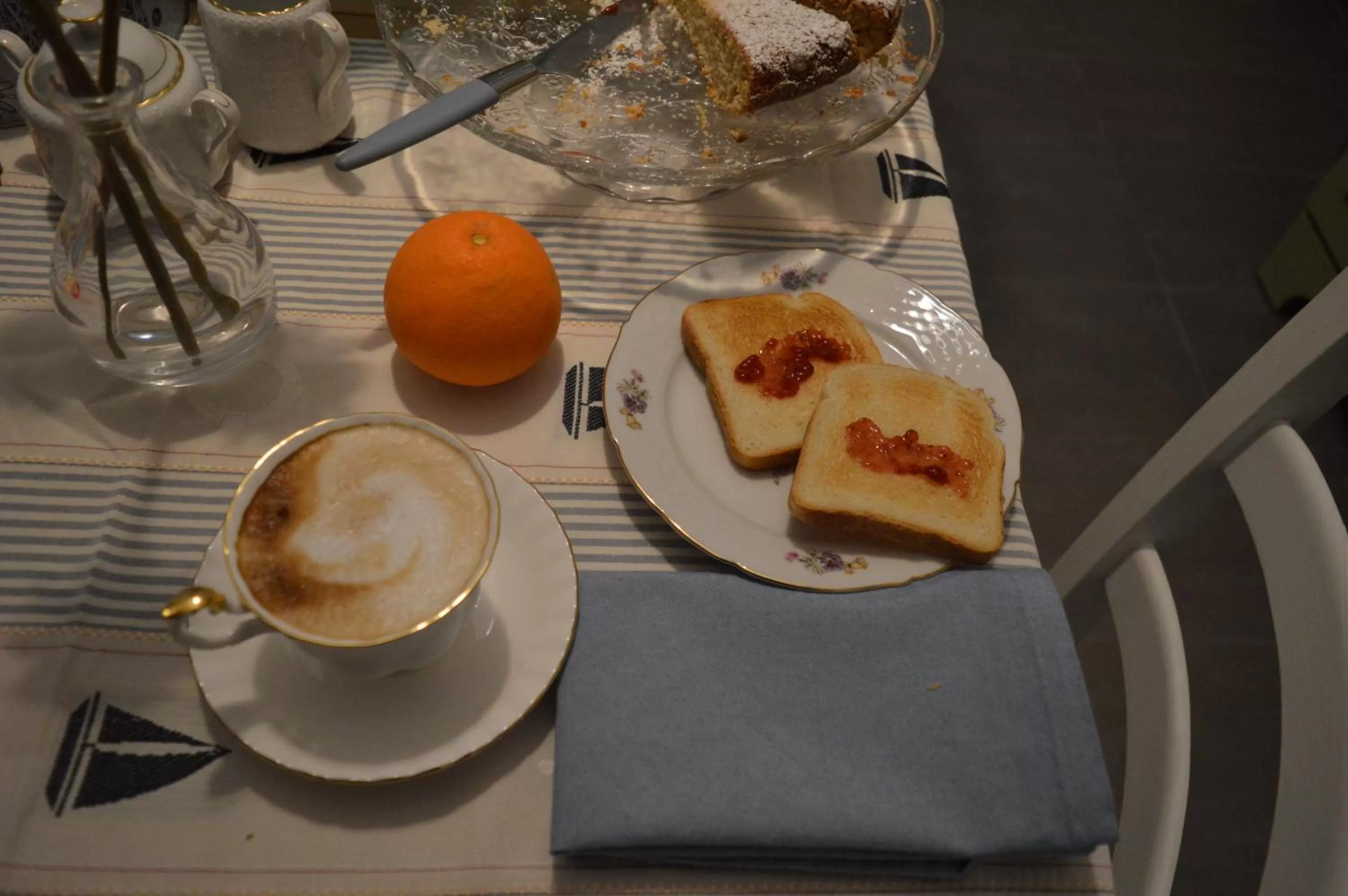Italian breakfast in B&B Al Golfo