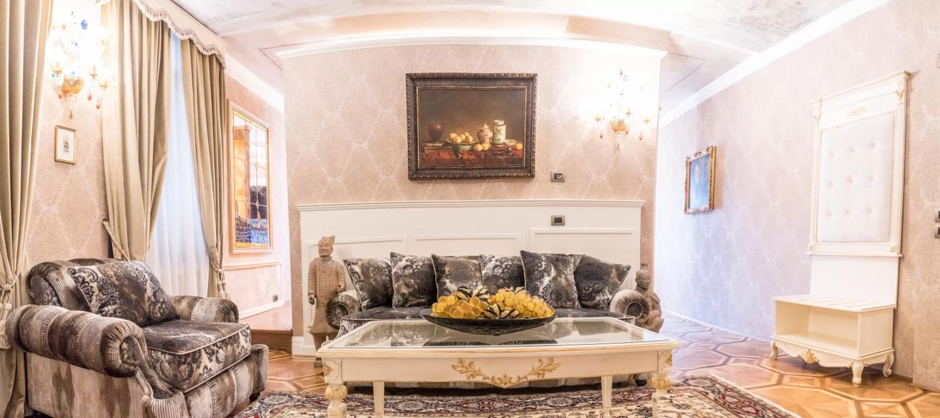 Living room in EGO' Boutique Hotel - The Silk Road