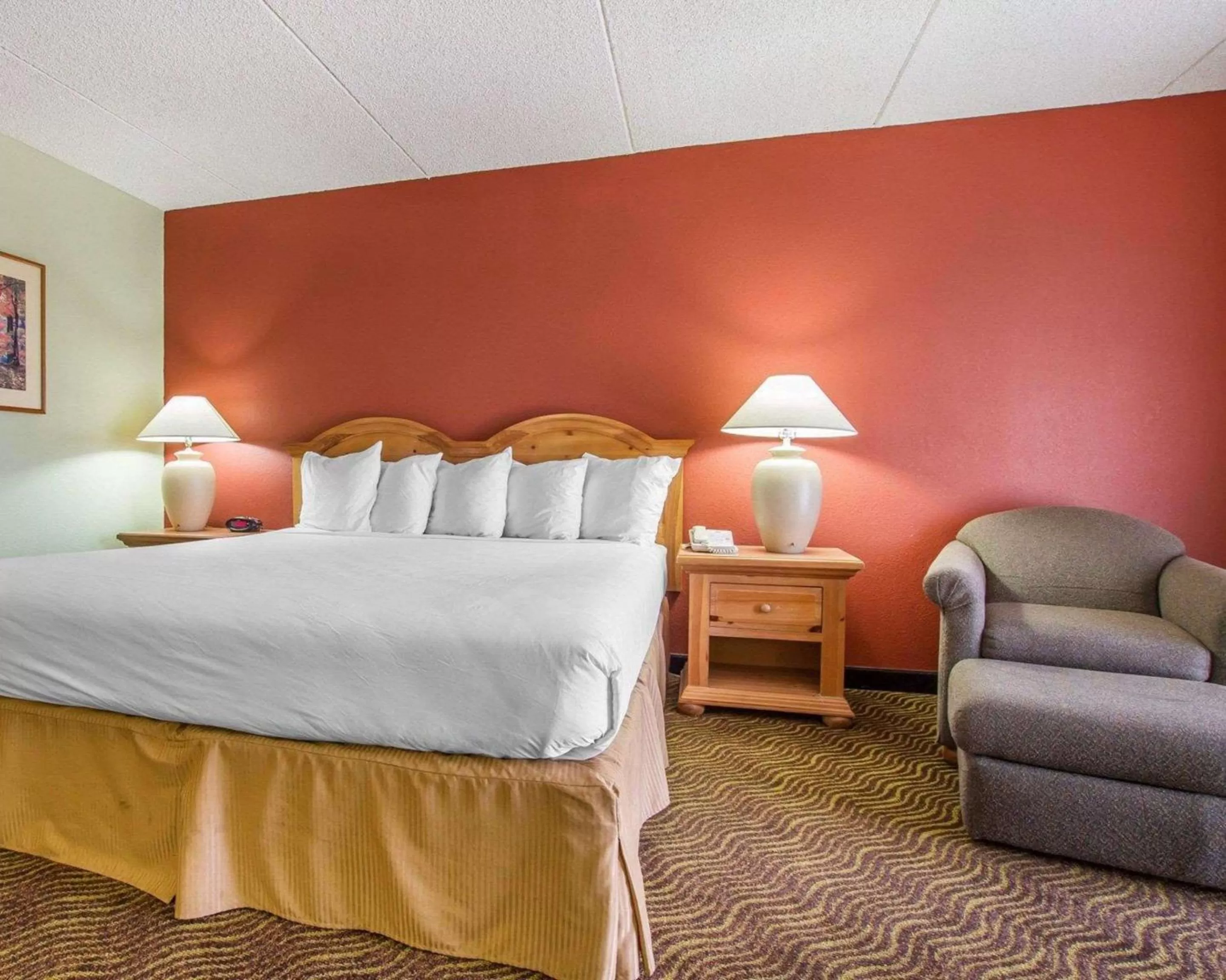 Deluxe King Room with Patio - Non-Smoking in Quality Inn Payson