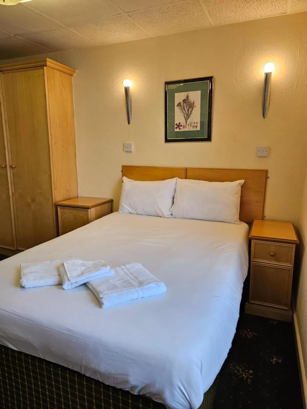 Bedroom, Bed in Balmoral Hotel