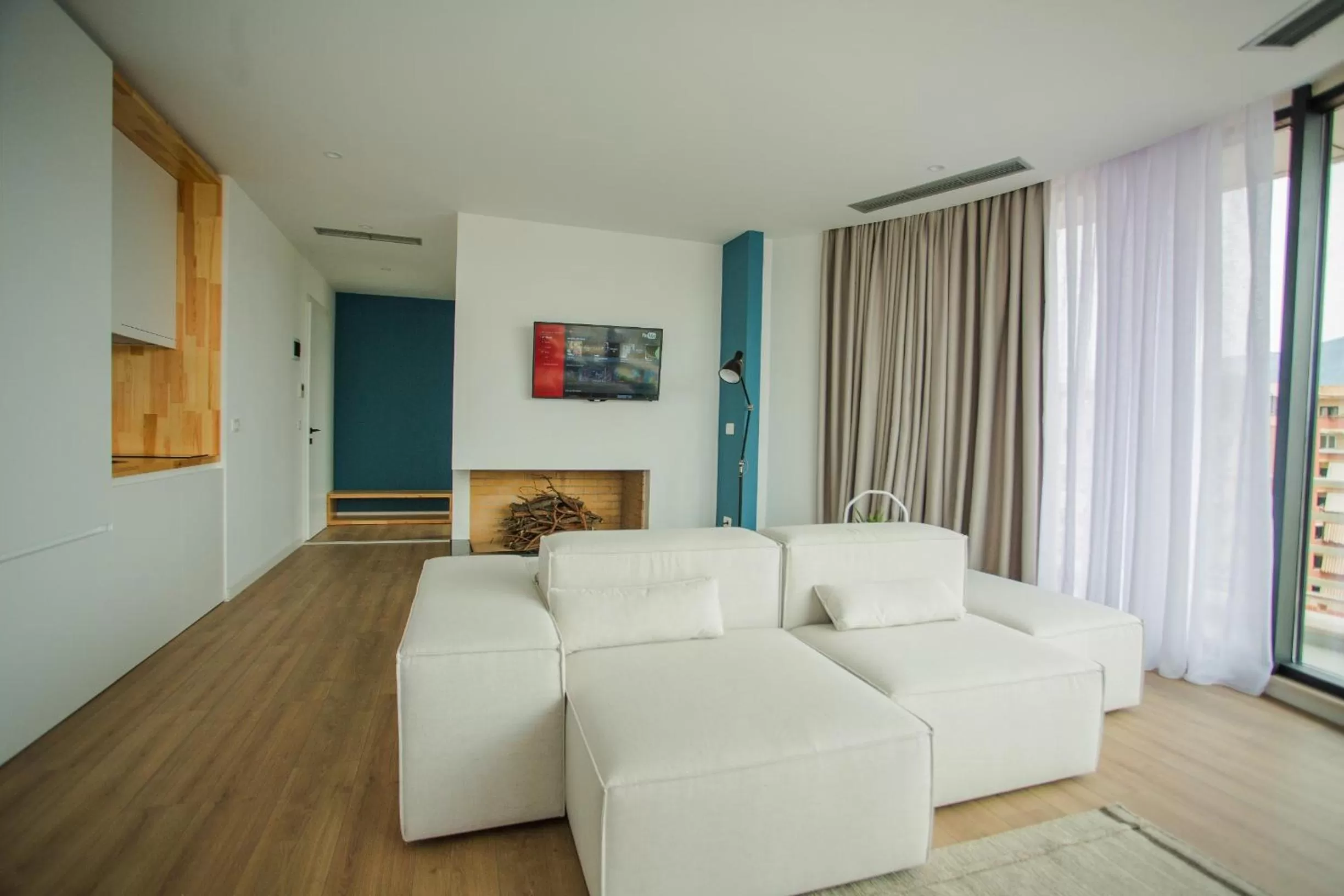 Kitchen or kitchenette, Seating Area in Rooftop Tirana