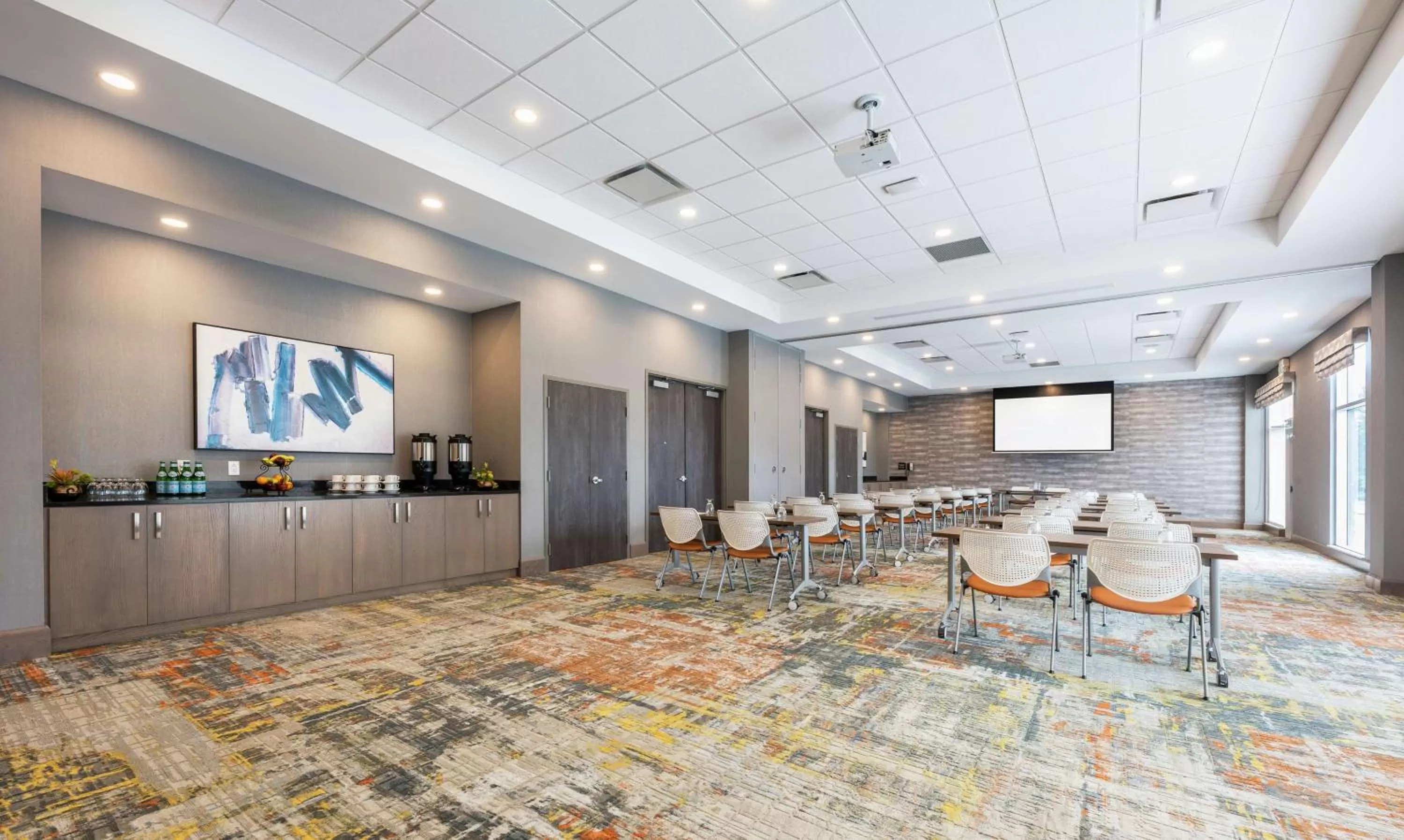 Meeting/conference room in Hampton Inn & Suites Charlottetown