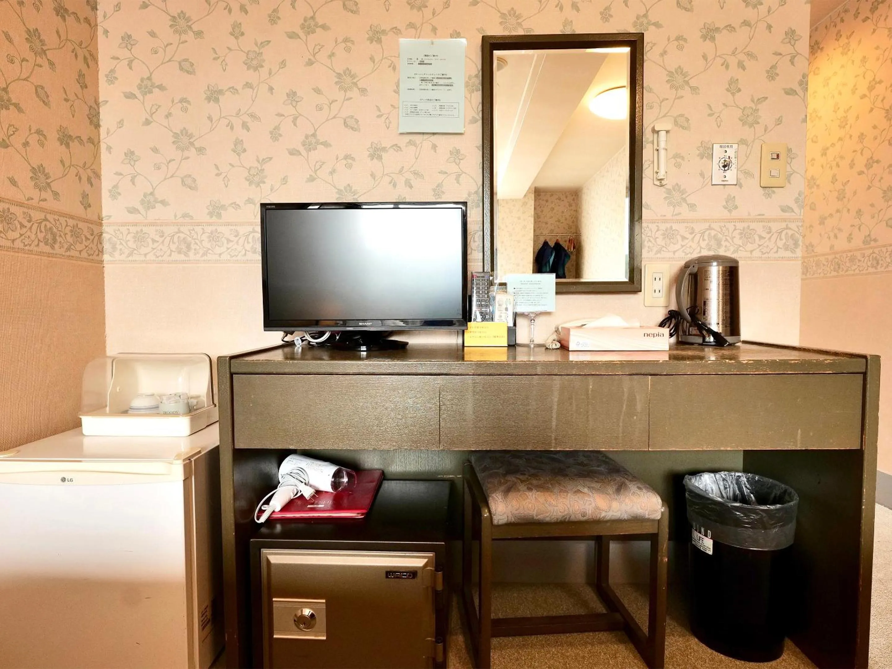 TV and multimedia, Bed in Resort Inn Marion Shinano