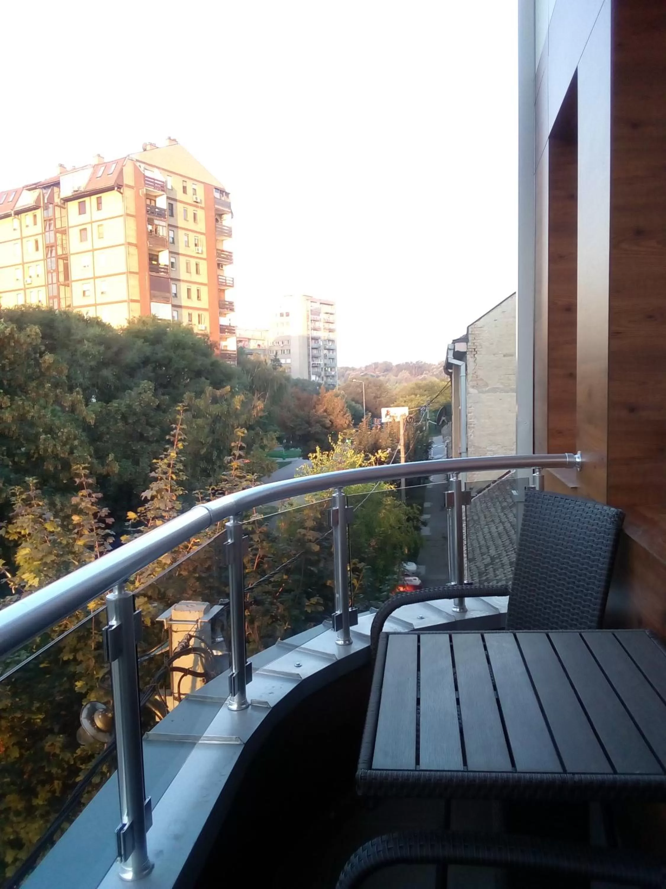 Property building, Balcony/Terrace in Konak Kutko