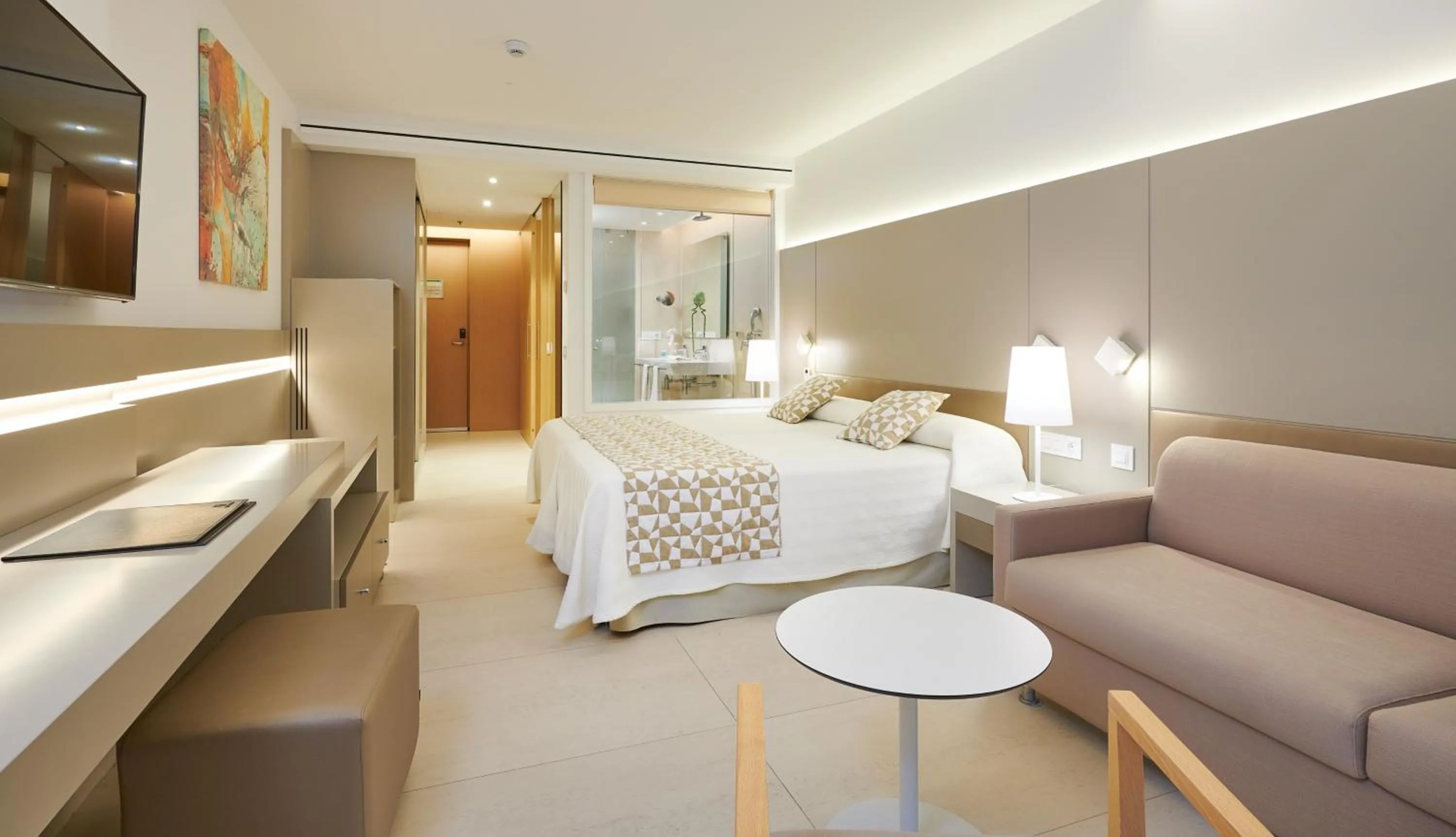 Bed in Hipotels Gran Playa de Palma