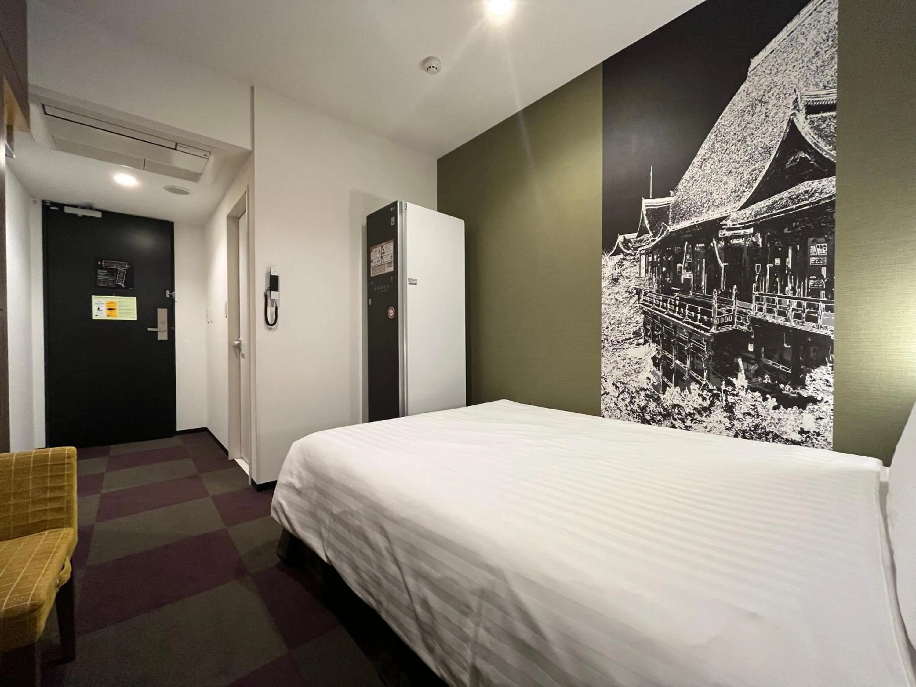 Photo of the whole room, Bed in Henn na Hotel Tokyo Haneda