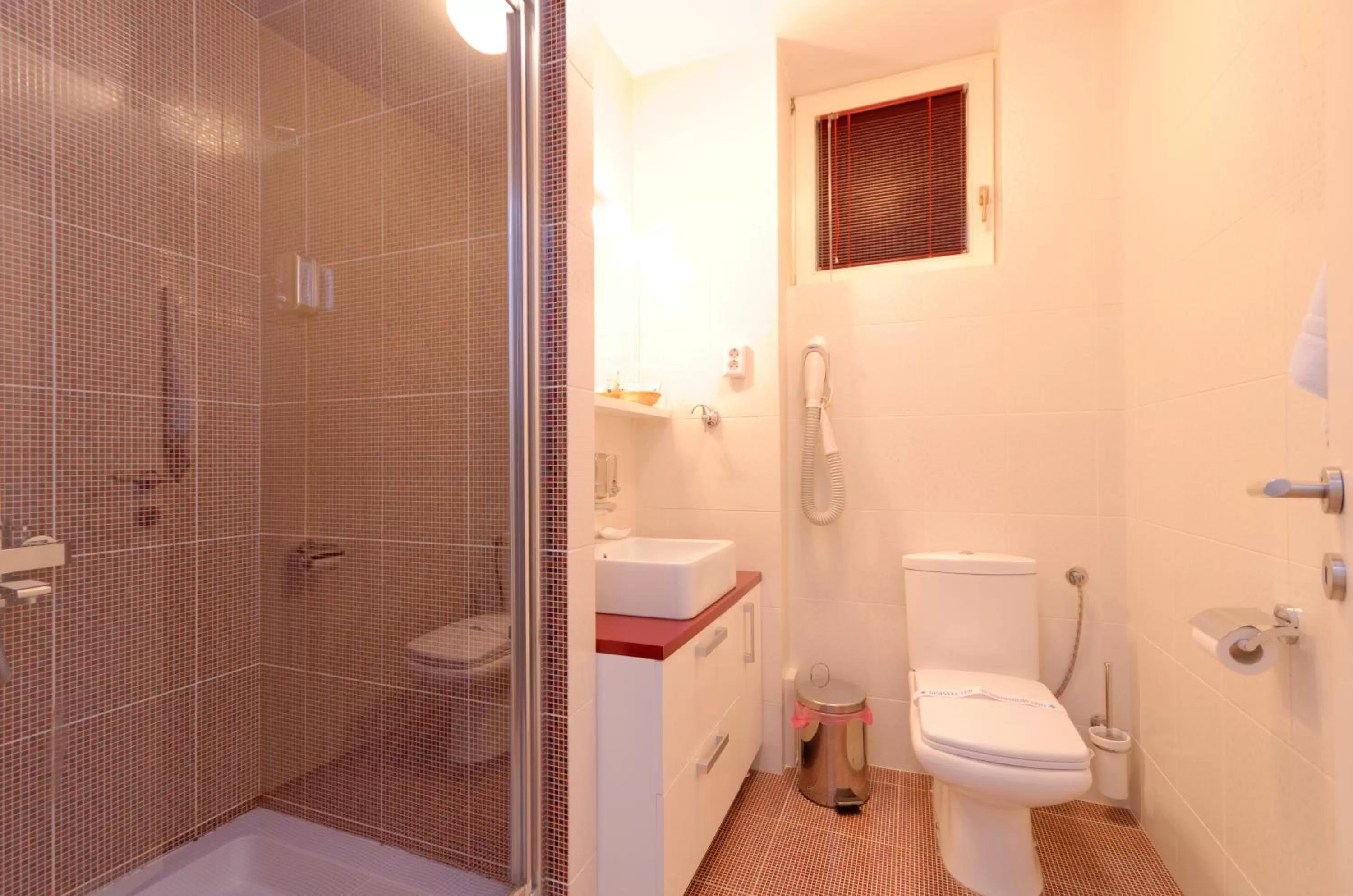 Bathroom in Hotel Tim's