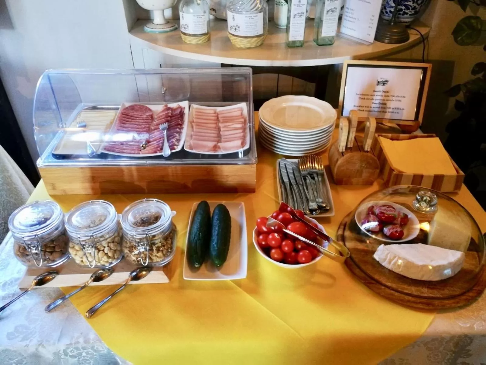 Food close-up in Villa Rucellai