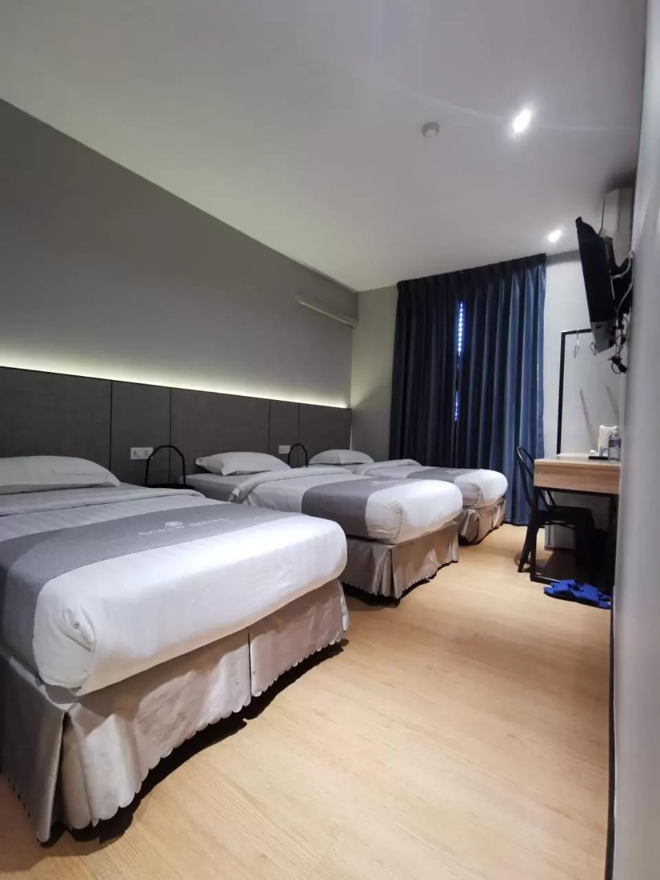 Photo of the whole room, Bed in OCEAN HOTEL