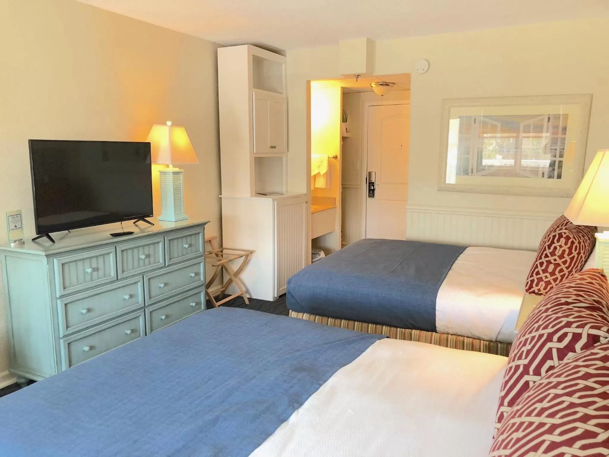 Bed in Atlantic View Hotel