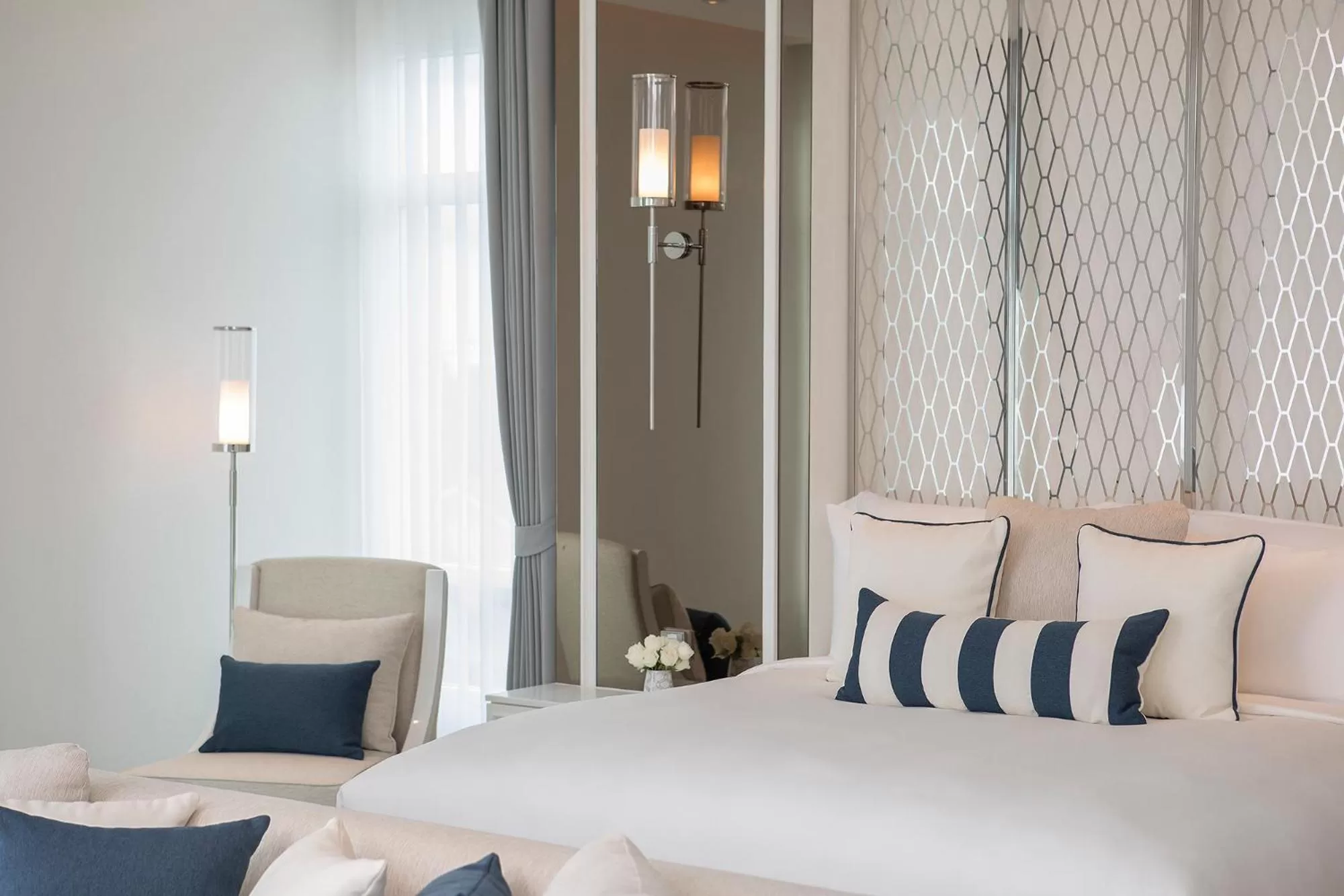 Bed in De Princess Hotel Udonthani