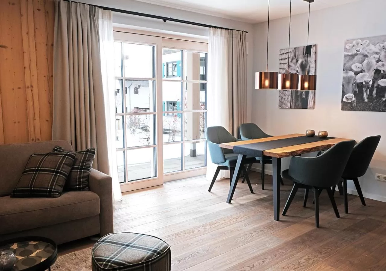 Dining area in Hotel Bayerischer Hof